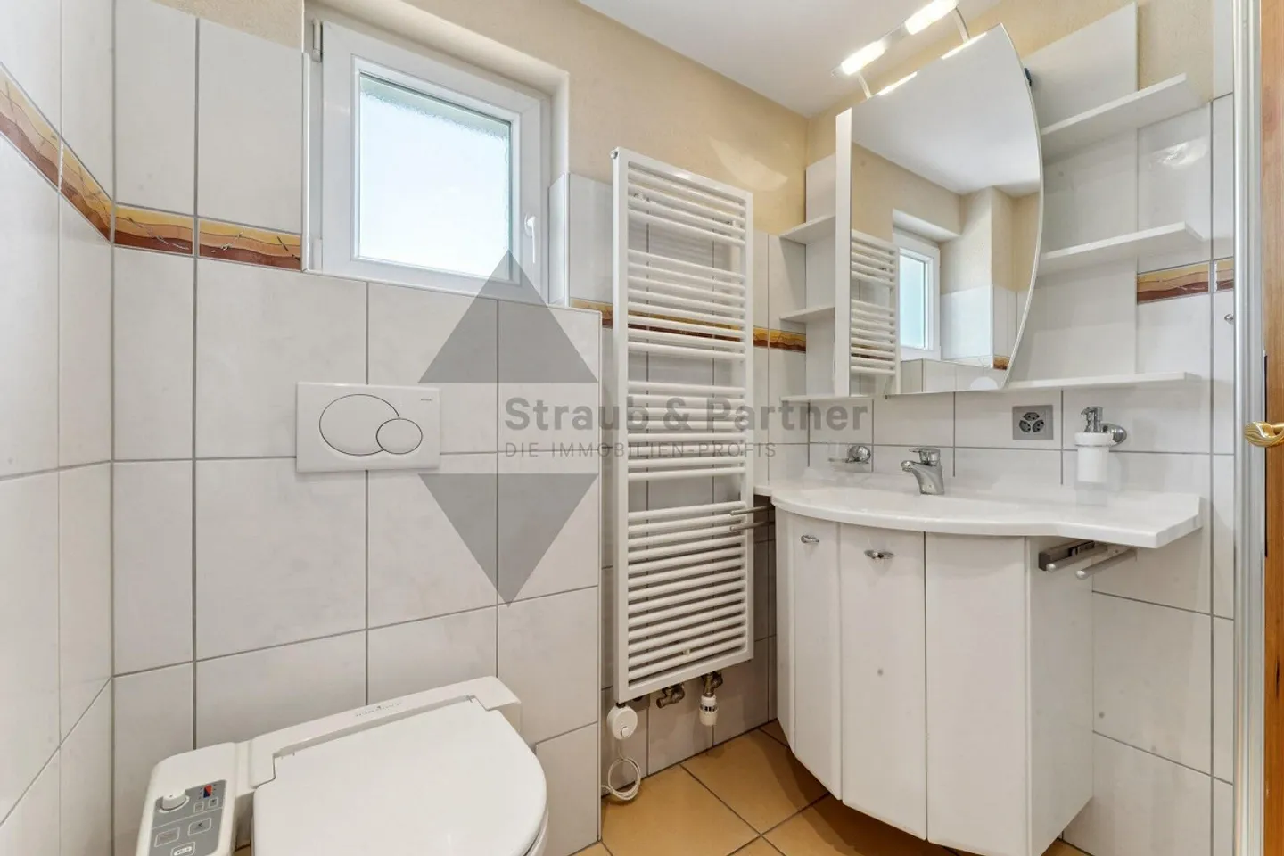 GIOIELLO CON UTILIZZO VERSATILE | ANCHE COME CASA A 2 GENERAZIONI - Foto 9 di 13