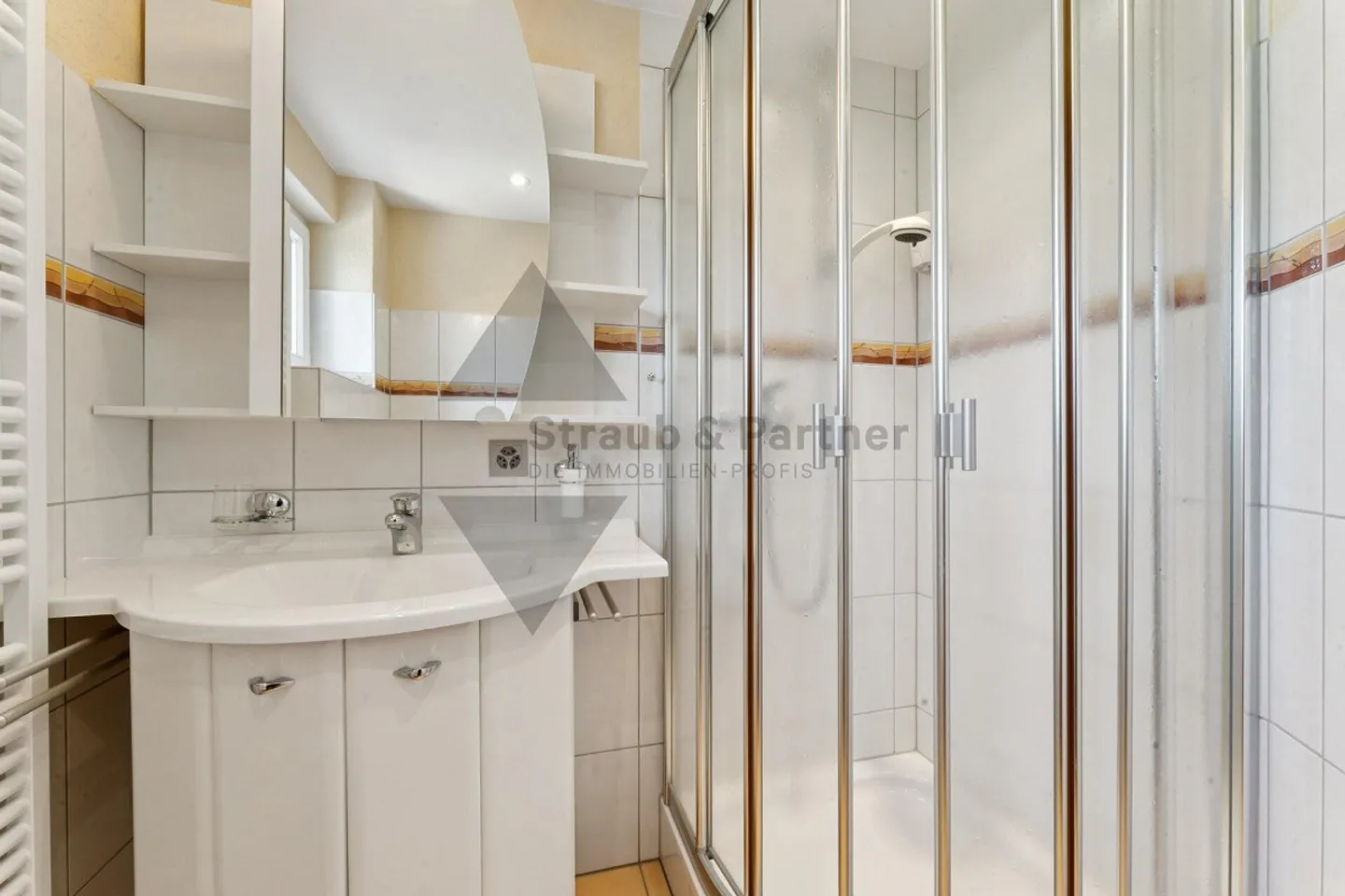 GIOIELLO CON UTILIZZO VERSATILE | ANCHE COME CASA A 2 GENERAZIONI - Foto 10 di 13