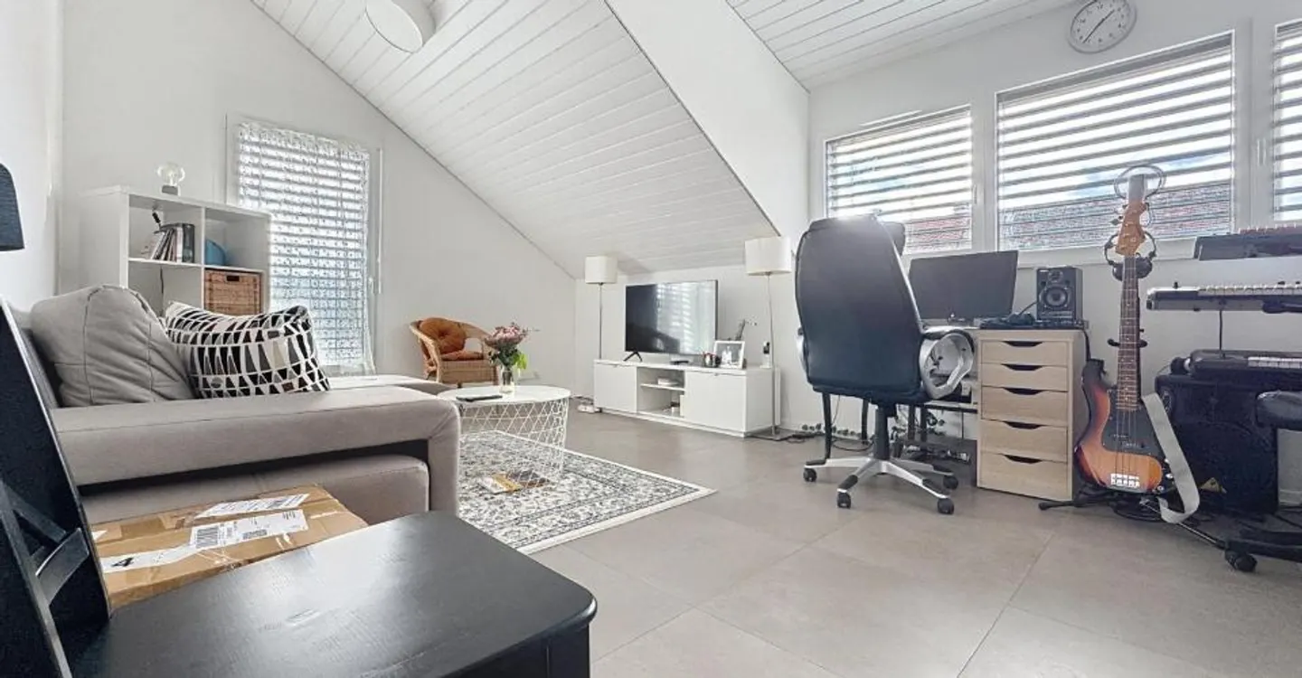 3.5 Room Apartment - Photo 1 of 7