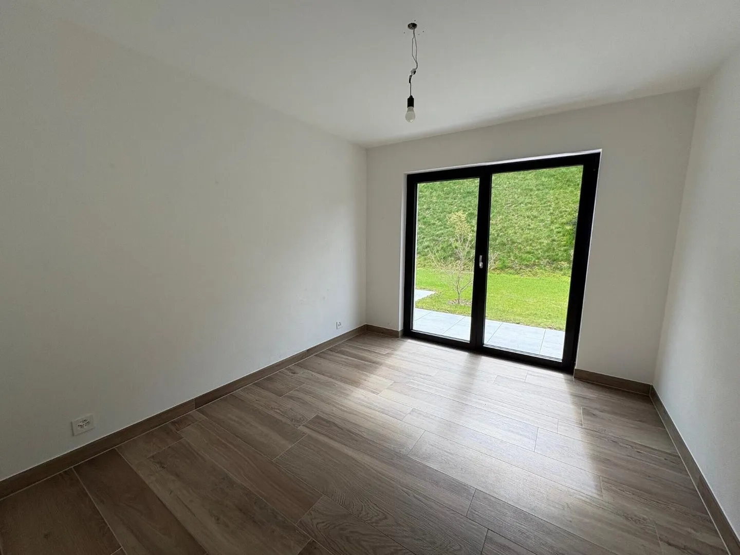 Modern Garden Apartment in Porrentruy - Photo 11 of 13