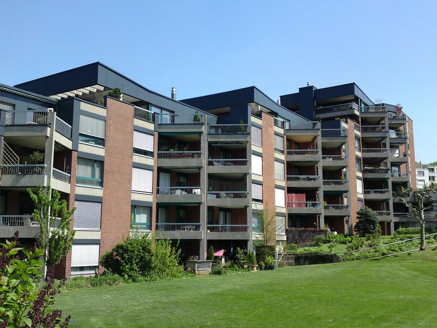 Moderne Wohnung mit Balkon - Foto 11 von 11