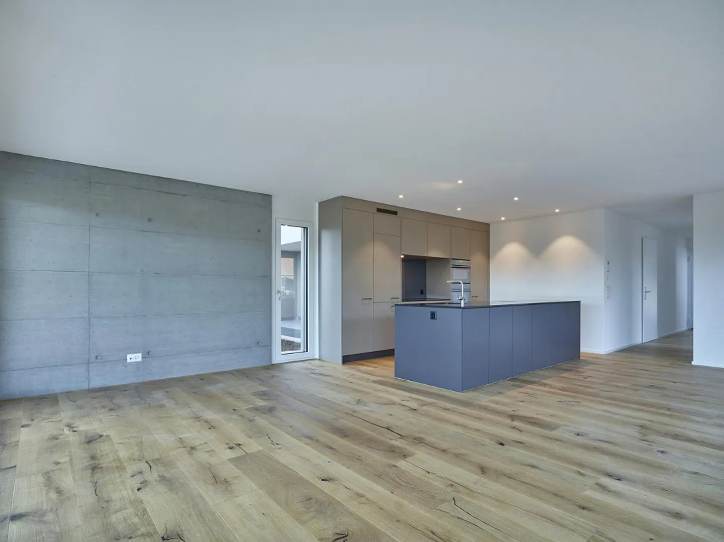 Casa bifamiliare di 5,5 stanze - Foto 3 di 19