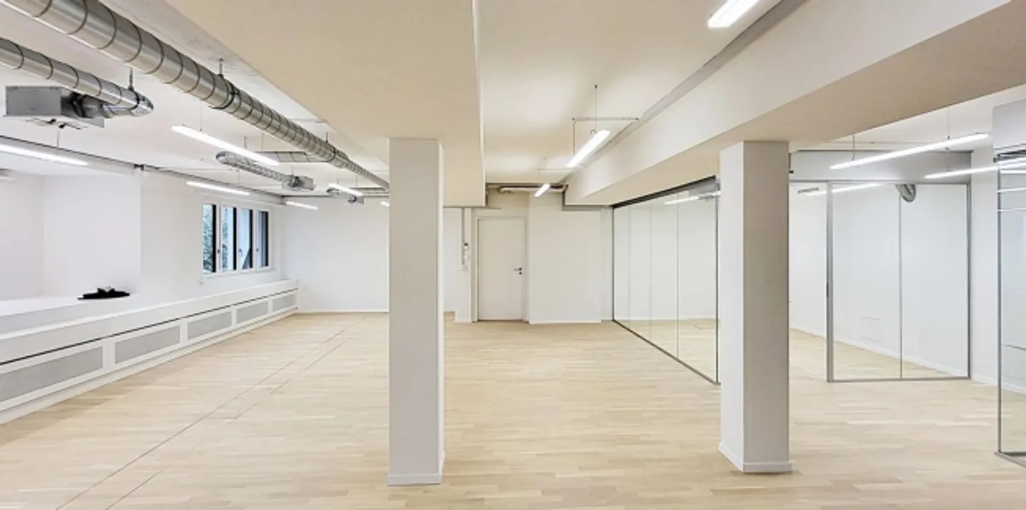 «"Zentrale Büroflächen - teilsaniert mit Option zur Fertigstellung!"» - Foto 11 von 13