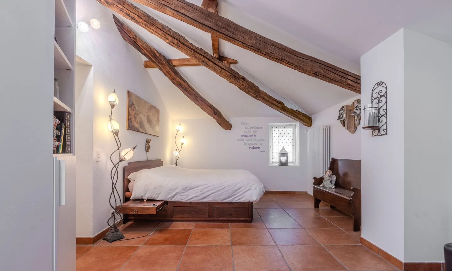 SUPERBE ET SPACIEUSE VILLA DE CHARME DE 5,5 PIÈCES À MELIDE - Photo 7 sur 9