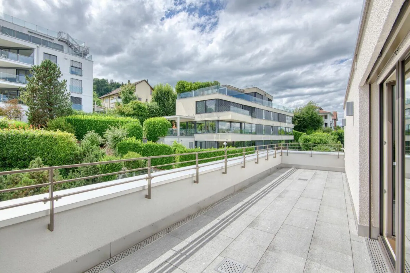 Casa di 5,5 stanze con atmosfera a 5 stelle e vista lago - Foto 6 di 17