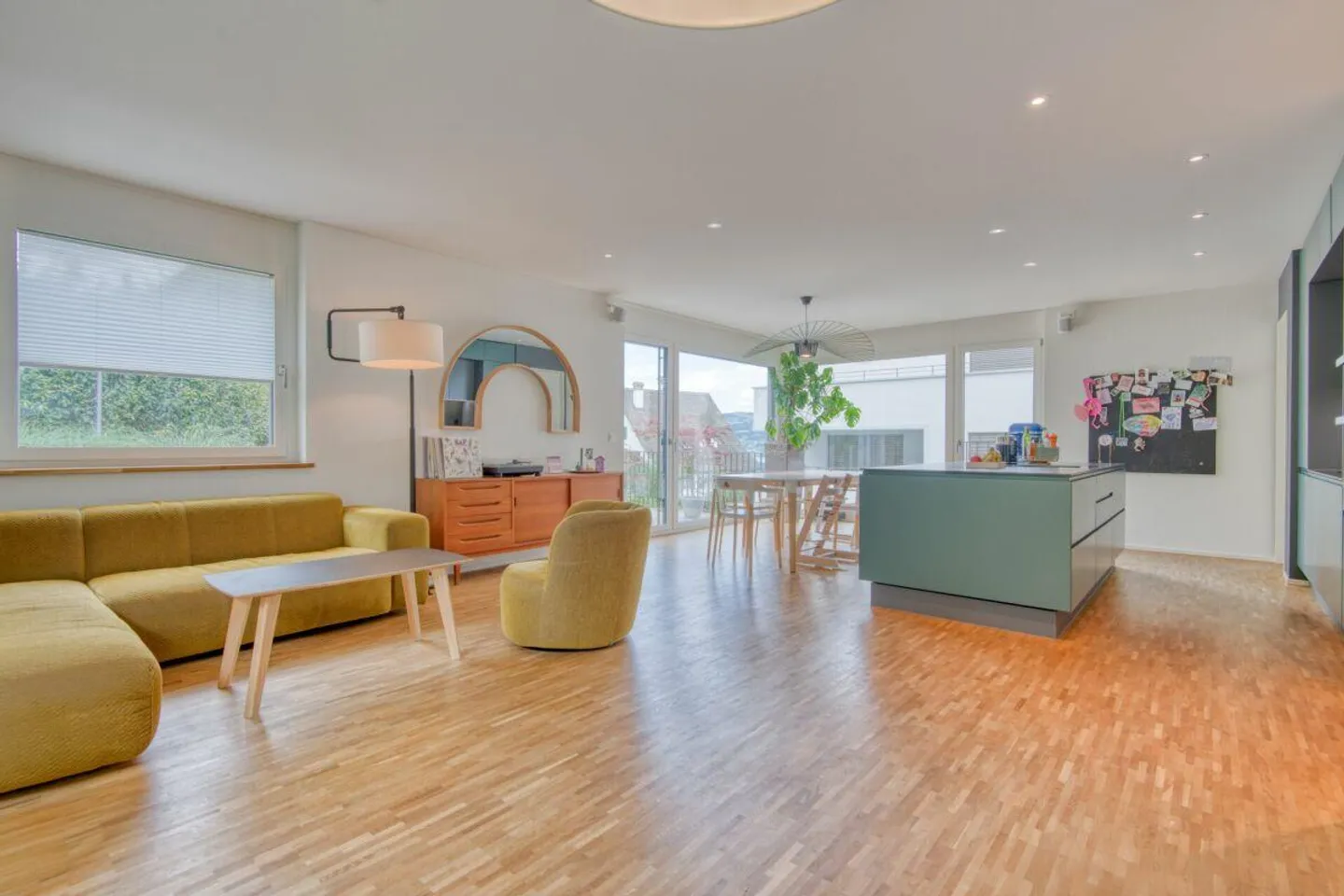 Casa di 5,5 stanze con atmosfera a 5 stelle e vista lago - Foto 10 di 17