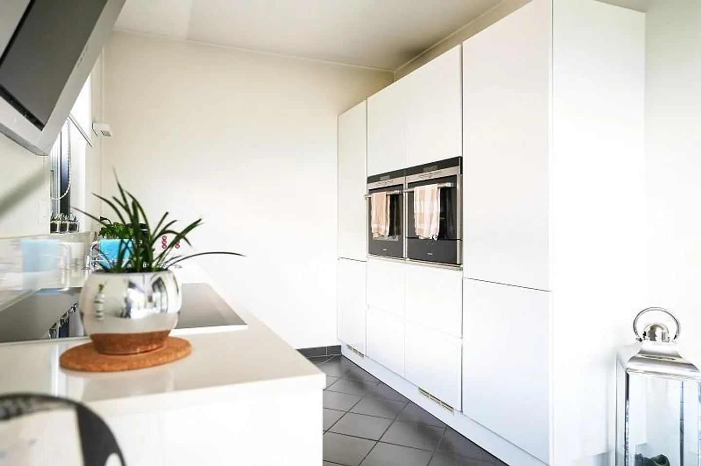 Villa de 6 1/2 pièces dans un endroit calme avec vue - Photo 8 sur 42