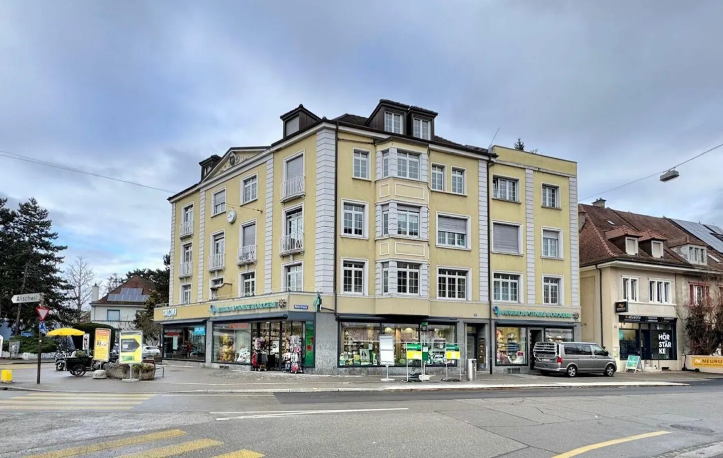 Basel Neubad / Appartement 3.5 pièces - Photo 2 sur 12