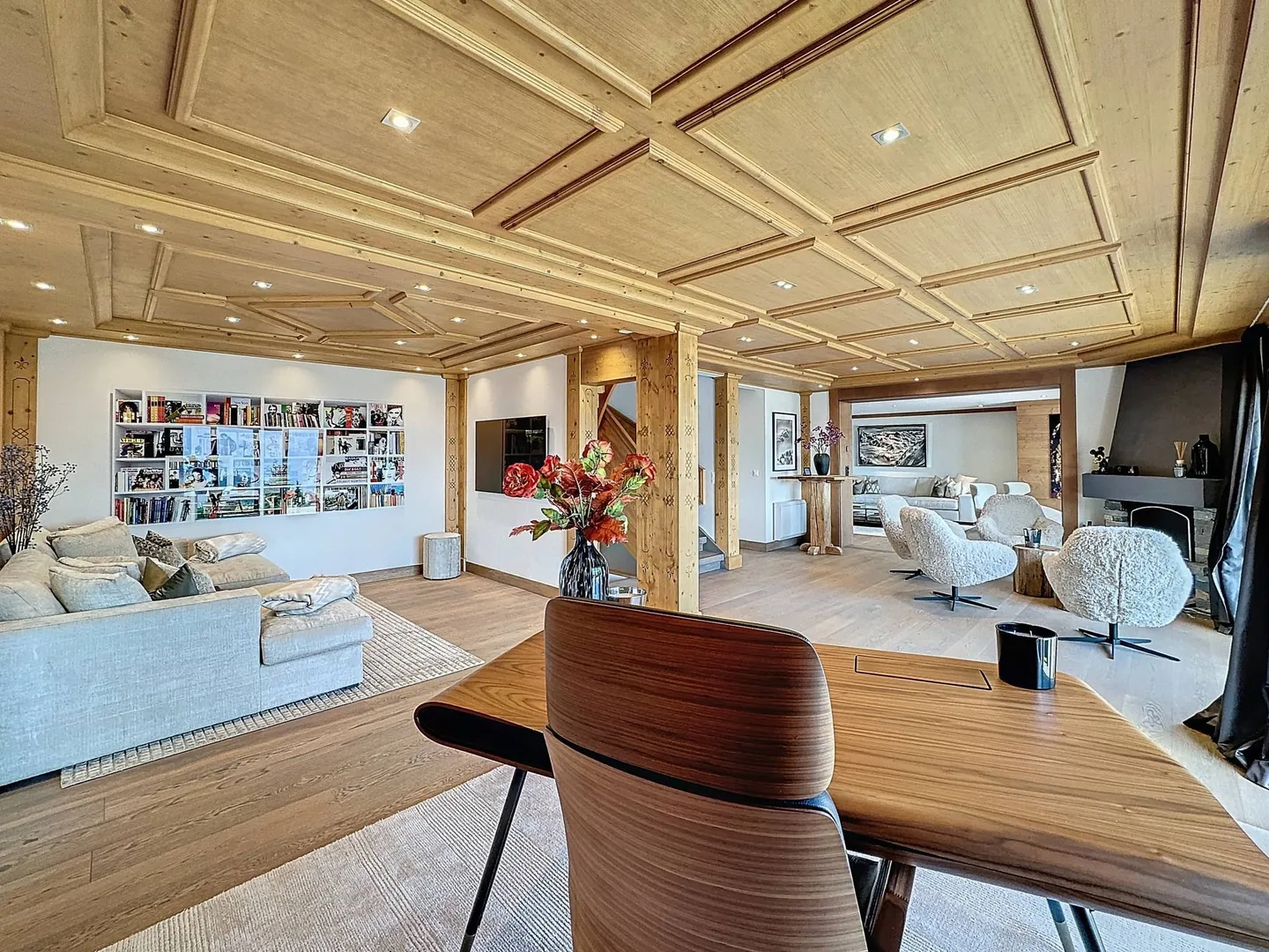 ESCLUSIVITÀ - Magnifico chalet con vista panoramica sulla valle del Rodano e le Alpi - Foto 5 di 11