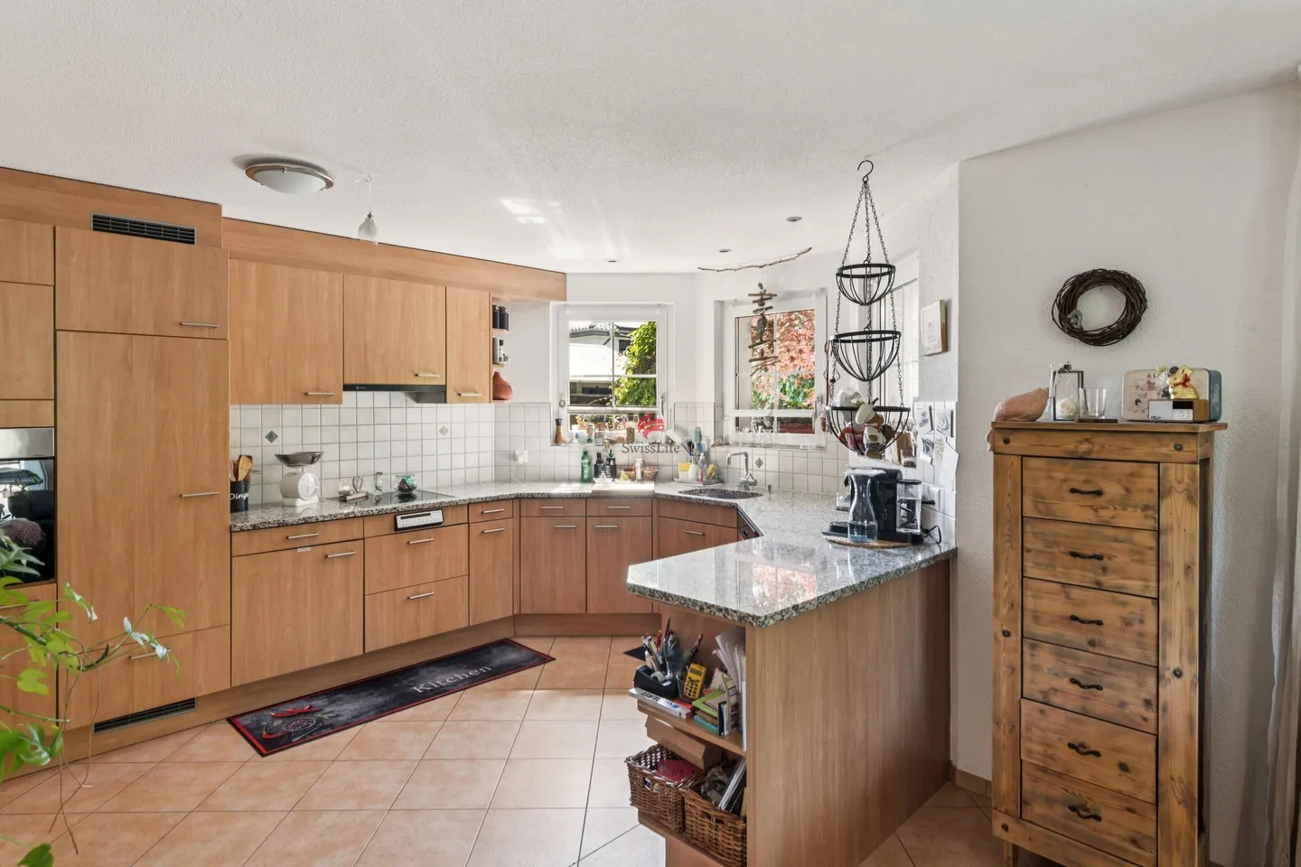 Charming Family Home in Mägenwil - Photo 3 of 13