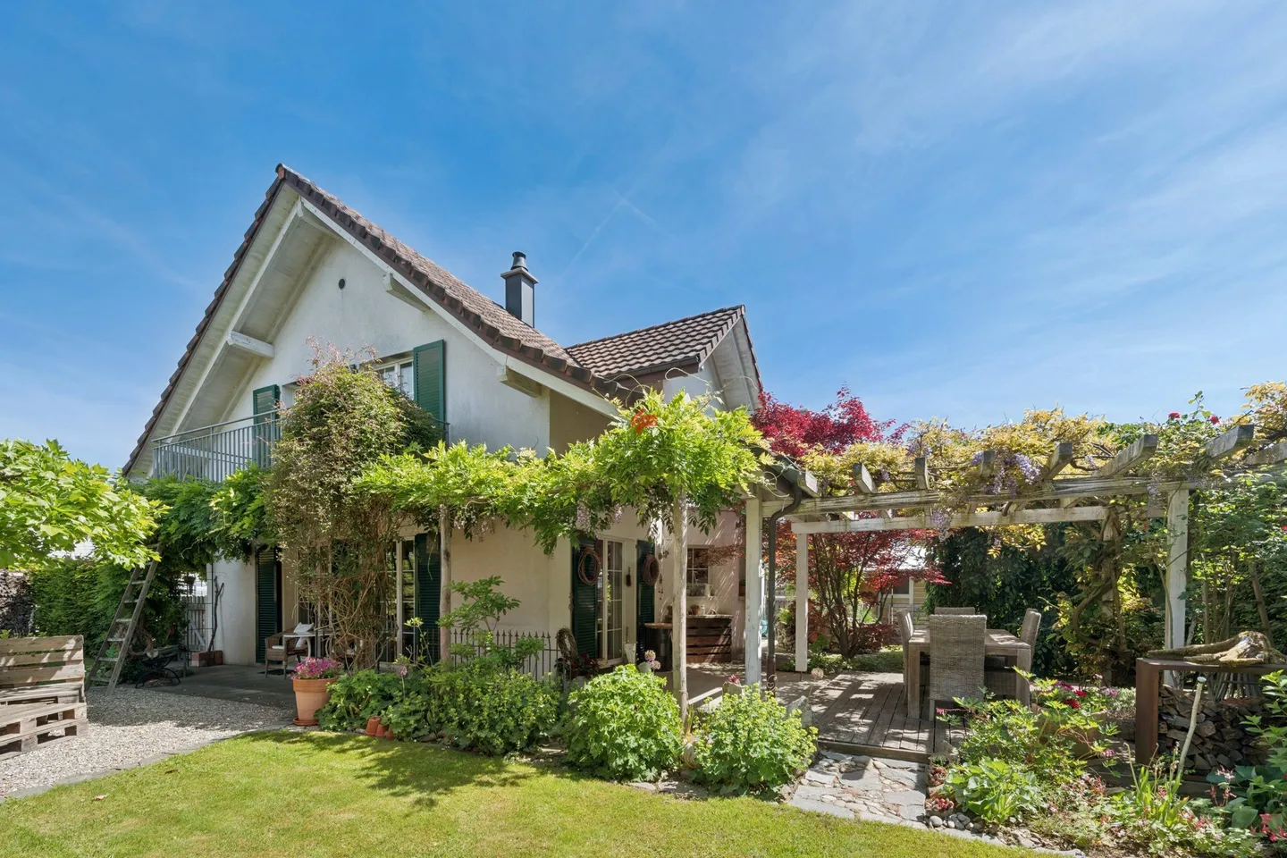 Charming Family Home in Mägenwil - Photo 1 of 13