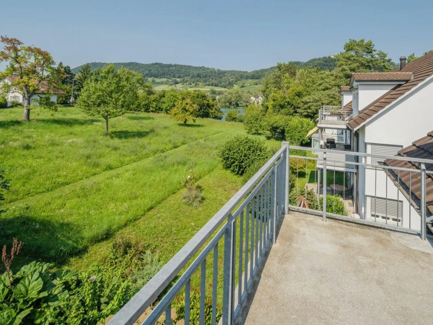 Incantevole maisonette di 2,5 stanze con vista sul Reno - Foto 13 di 16