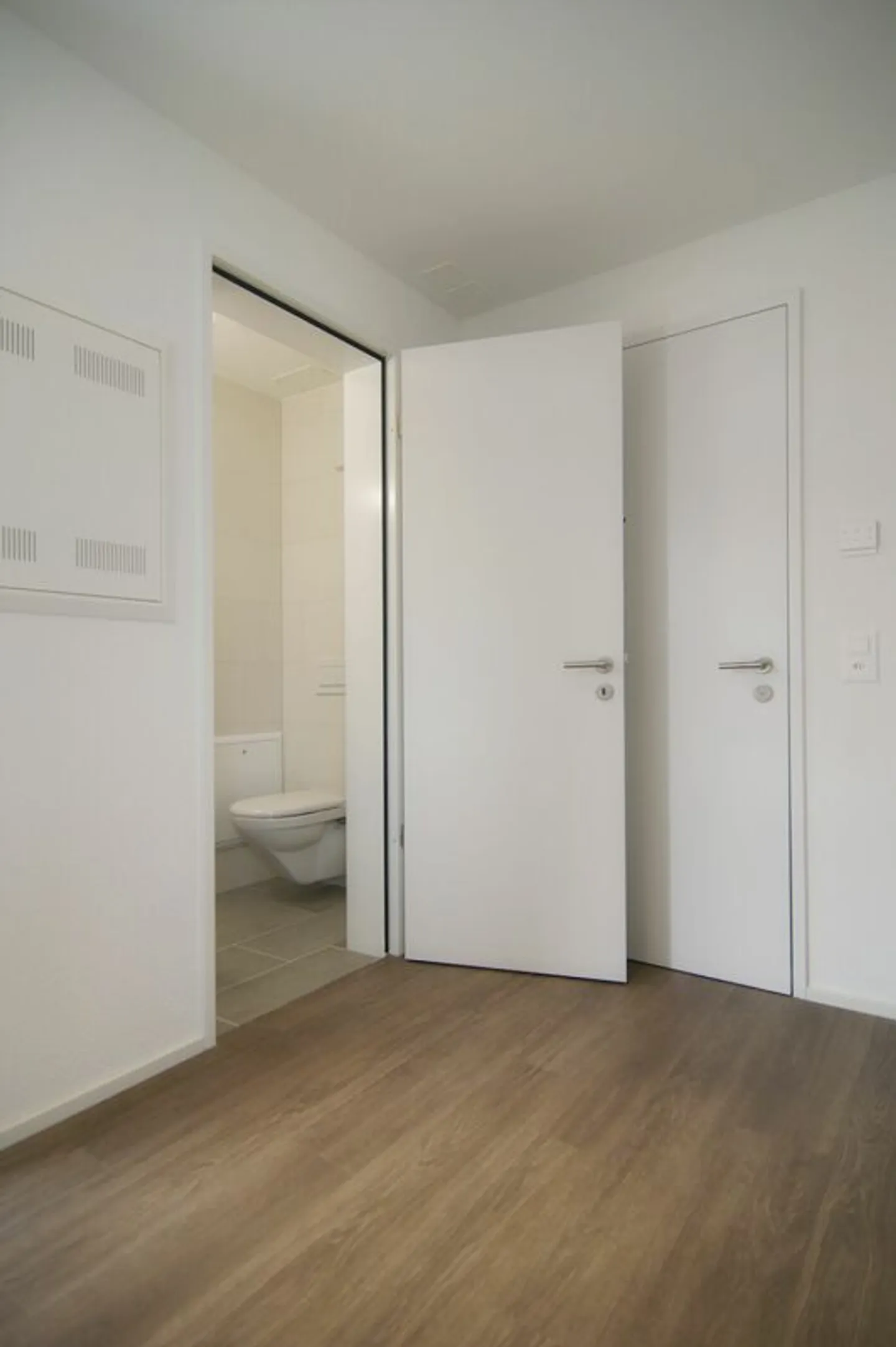 Modern 4.5-Room Apartment - Photo 6 of 9
