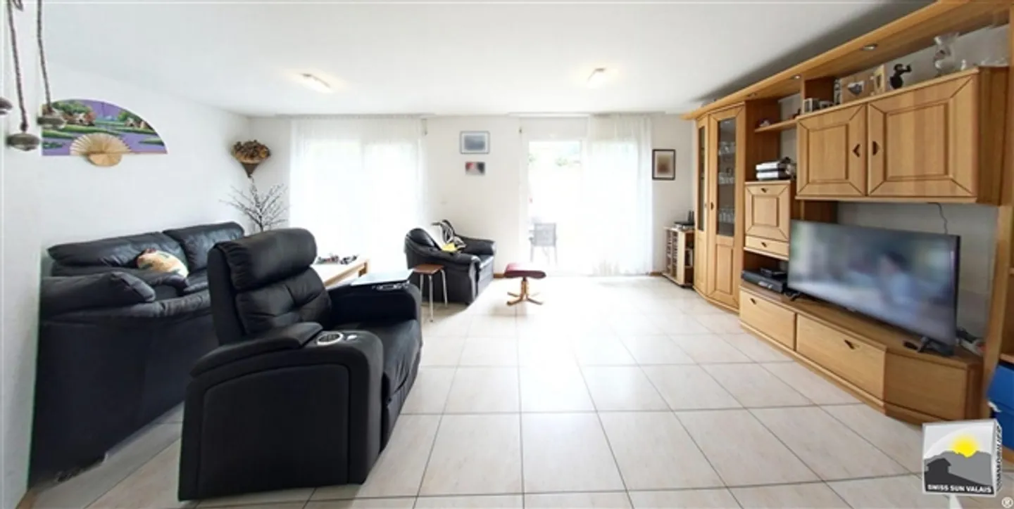 House for sale, Route de Chalais, in Grône, Switzerland - Photo 5 of 20