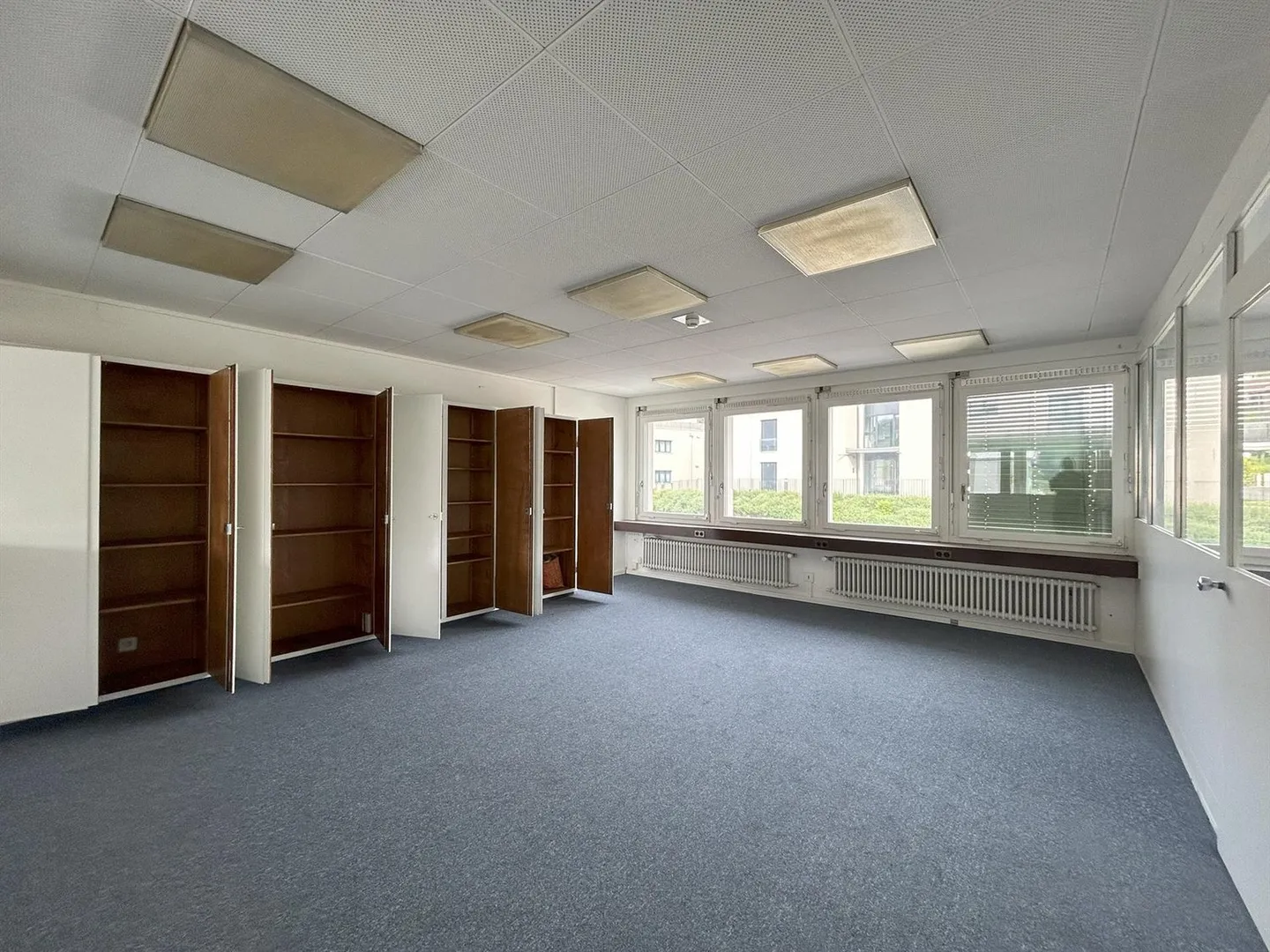 Espace de bureau 30m2 pour une utilisation temporaire - Photo 1 sur 3