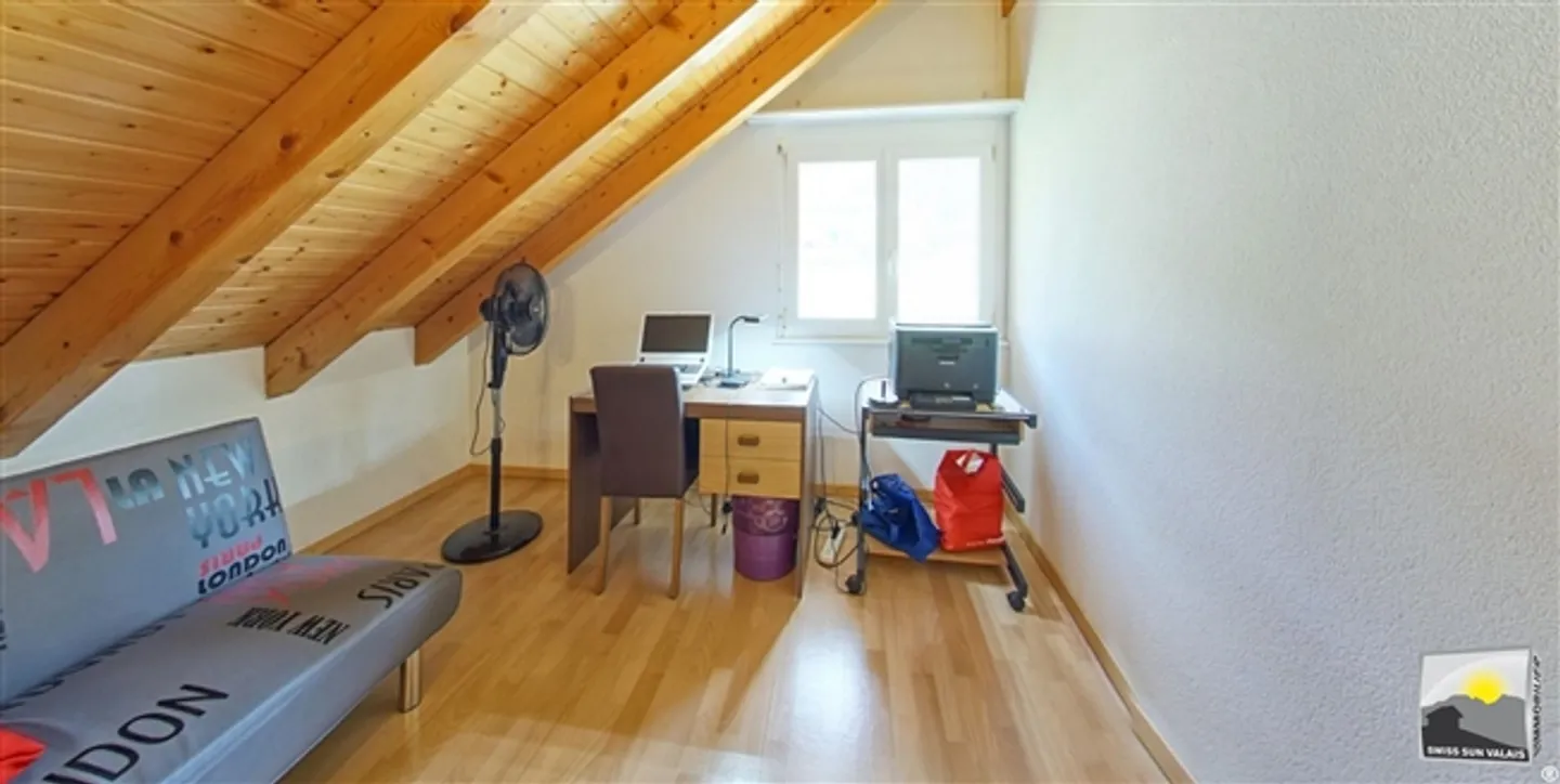 House for sale, Route de Chalais, in Grône, Switzerland - Photo 16 of 20