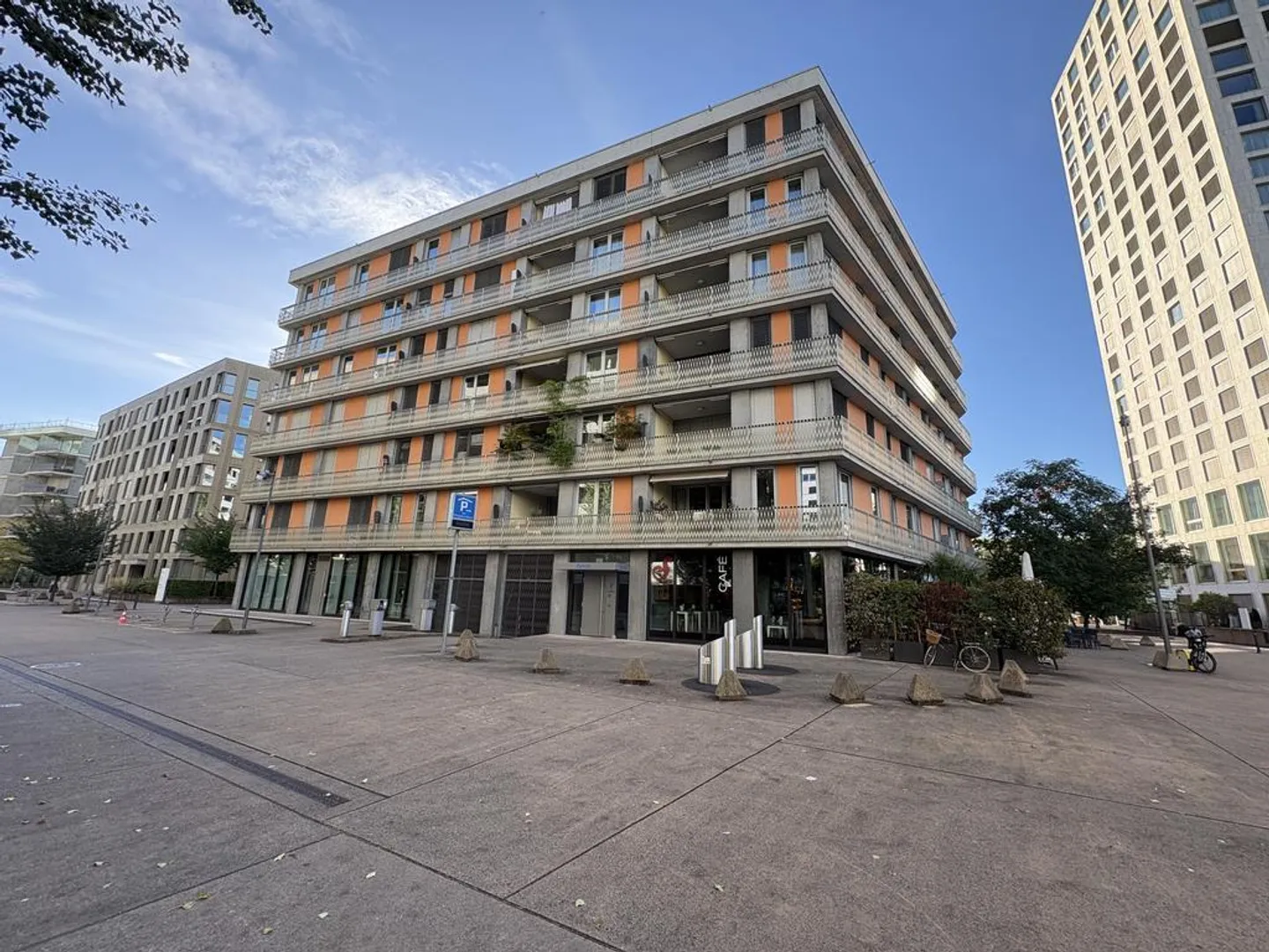 Suchen Sie ein warmes Zuhause für Ihr Motorfahrzeug? - Foto 1 von 6