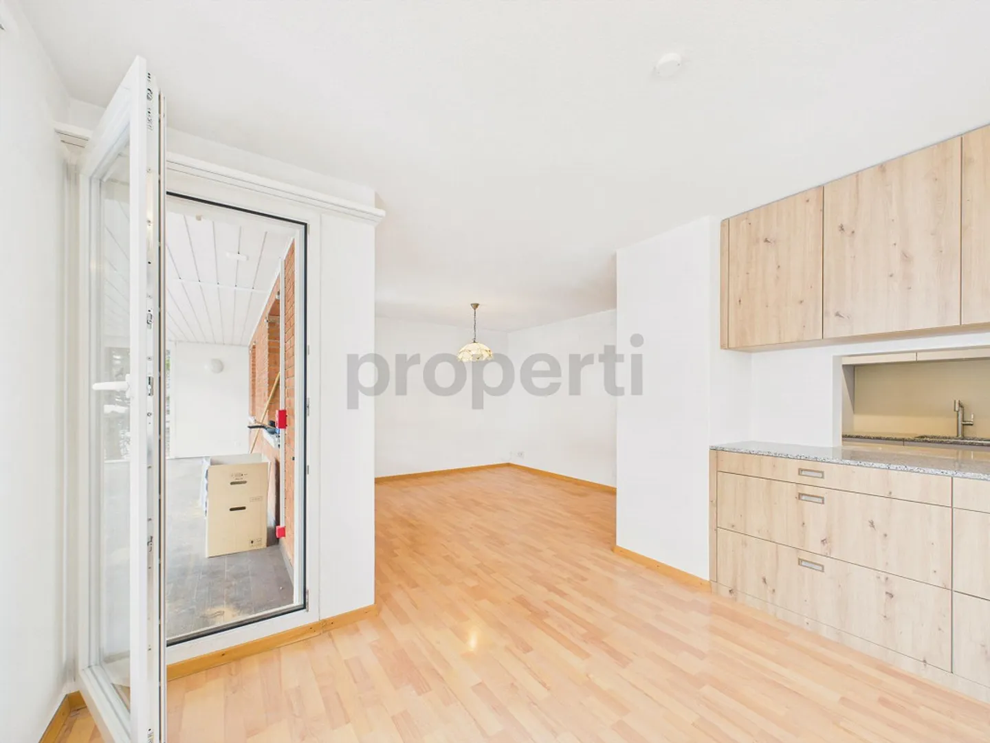 Ampia casa plurifamiliare di 7 stanze in posizione ideale vicino a scuola e negozi, Oberiberg - Foto 10 di 14