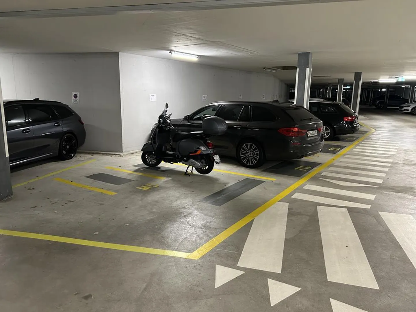 Suchen Sie ein warmes Zuhause für Ihr Motorfahrzeug? - Foto 5 von 6