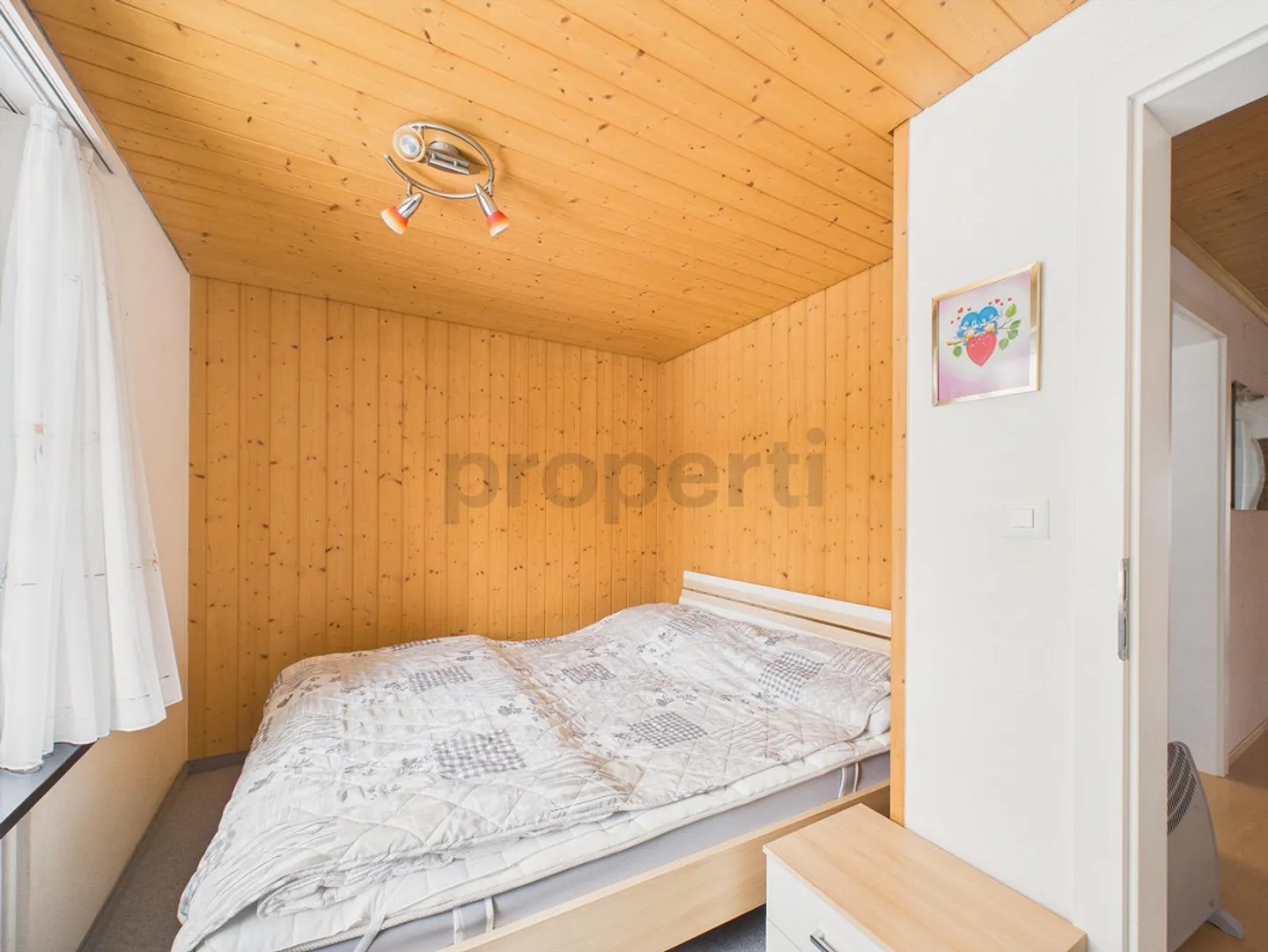 Ampia casa plurifamiliare di 7 stanze in posizione ideale vicino a scuola e negozi, Oberiberg - Foto 7 di 14