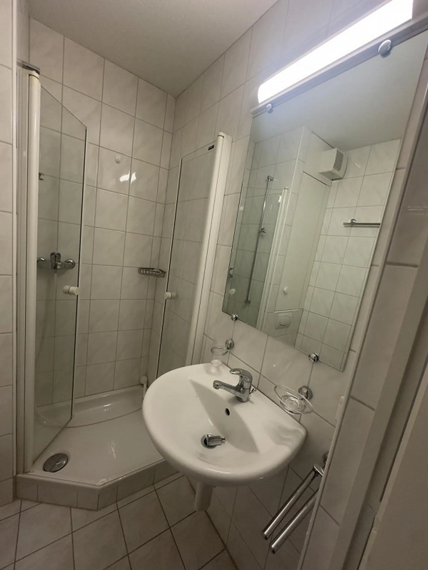 BEFRISTET: Ihr neues Zuhause im beliebten Wesemlinquartier - Foto 8 di 13