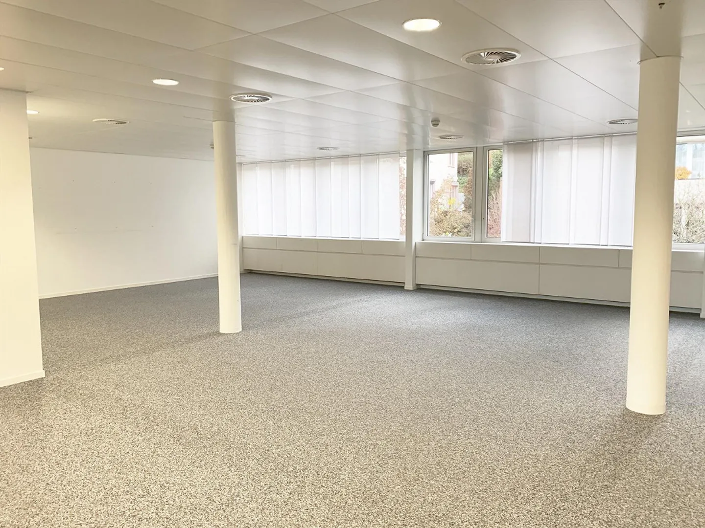 Bureaux modernes à louer - Photo 4 sur 6