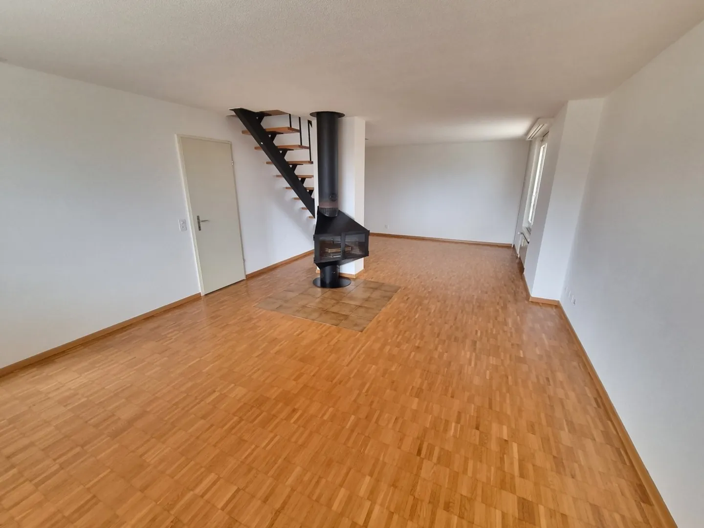 Wohnung mieten - Foto 2 von 13