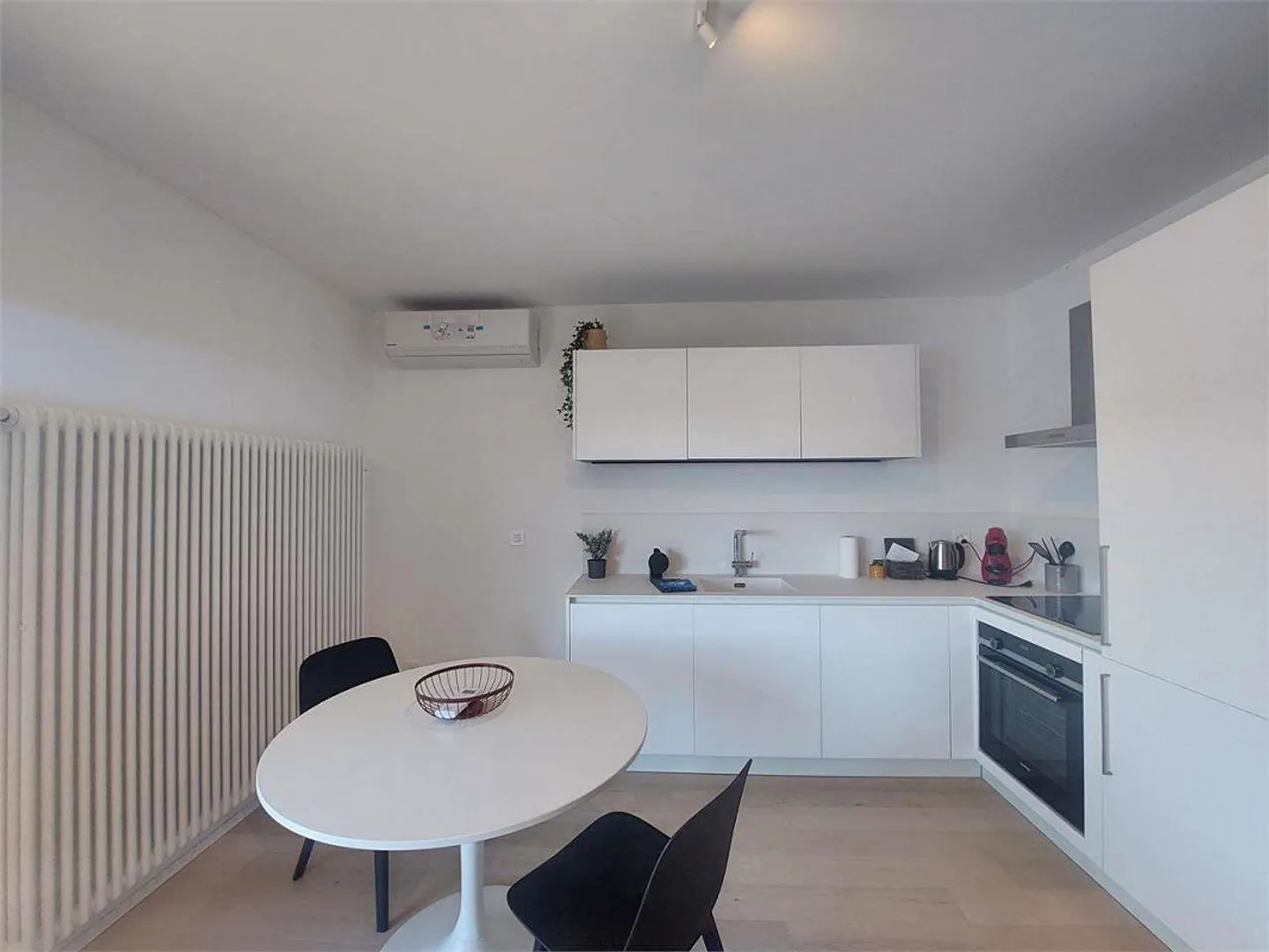 2473_Montagnola, 1,5 locali ristrutturati con vista lago - Foto 4 di 9