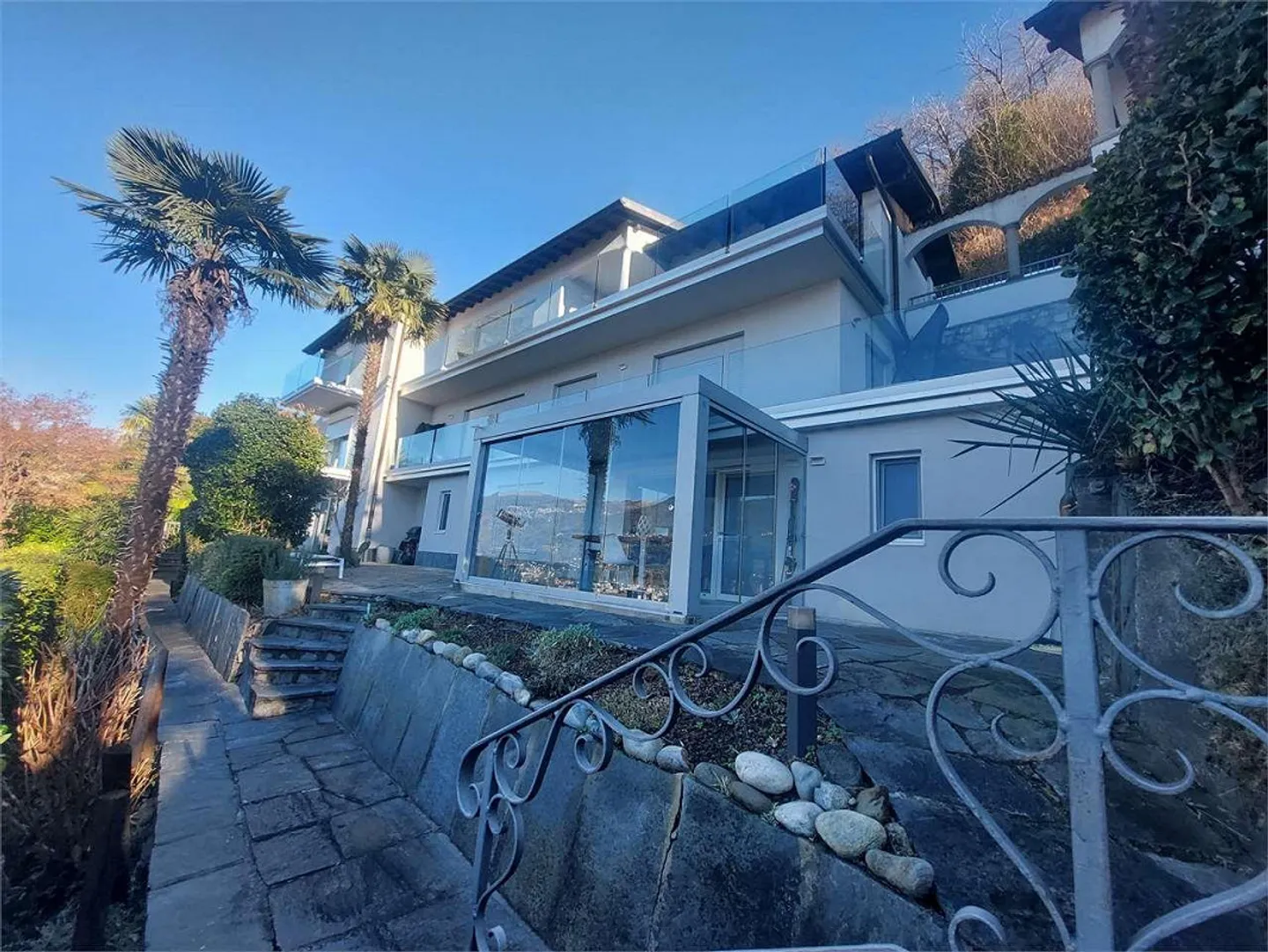 2473_Montagnola, 1,5 locali ristrutturati con vista lago - Foto 7 di 9