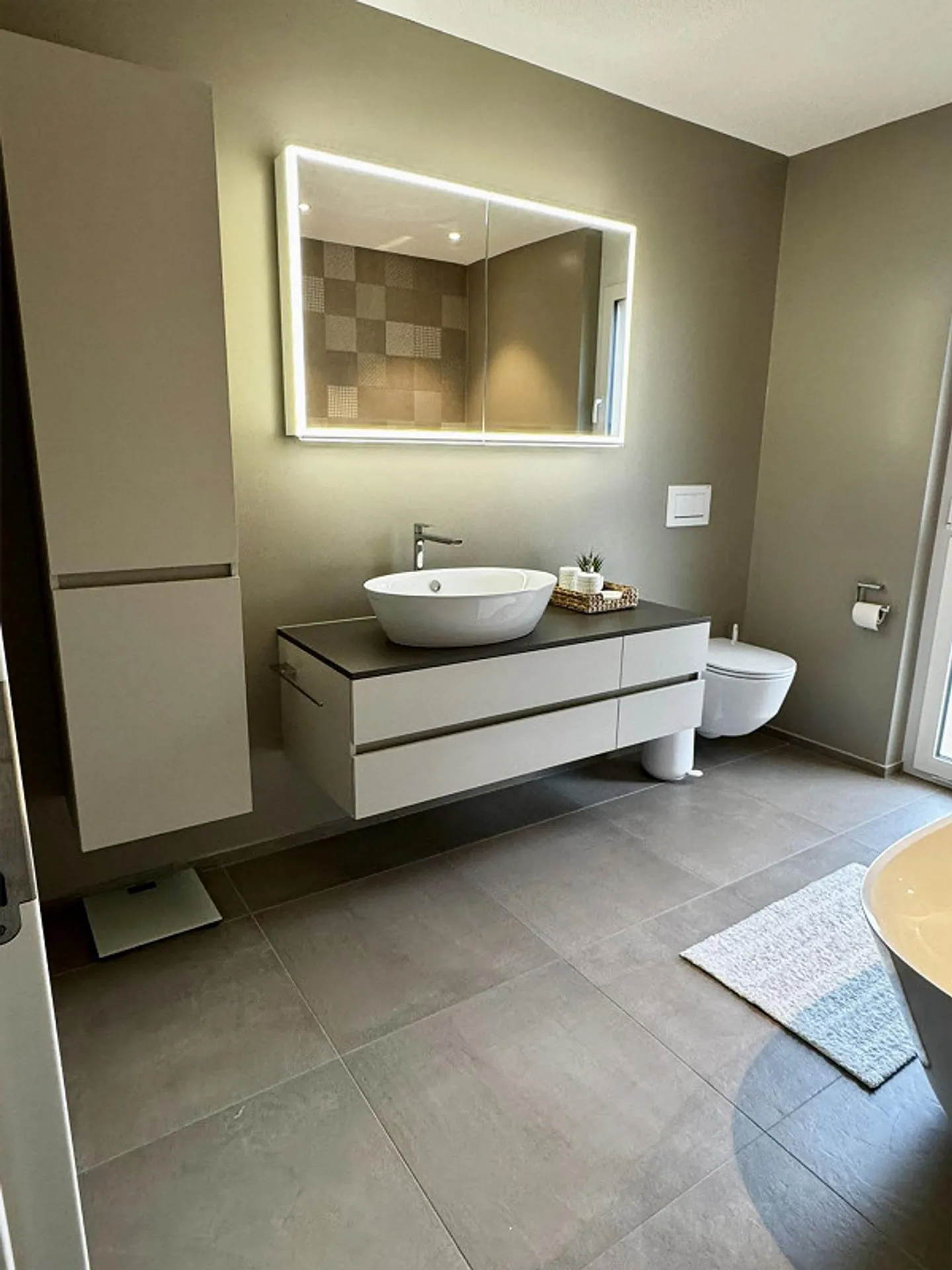 Appartamento giardino di alta qualità con 5,5 stanze in posizione centrale a Walenstadt - Foto 5 di 15