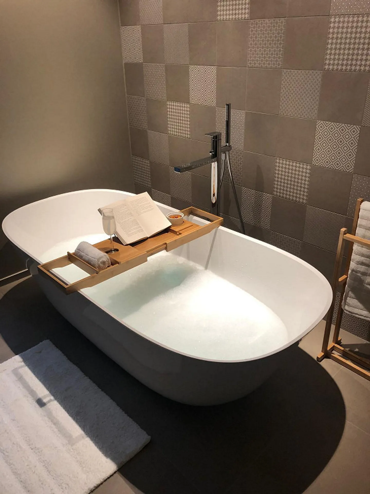 Appartamento giardino di alta qualità con 5,5 stanze in posizione centrale a Walenstadt - Foto 3 di 15