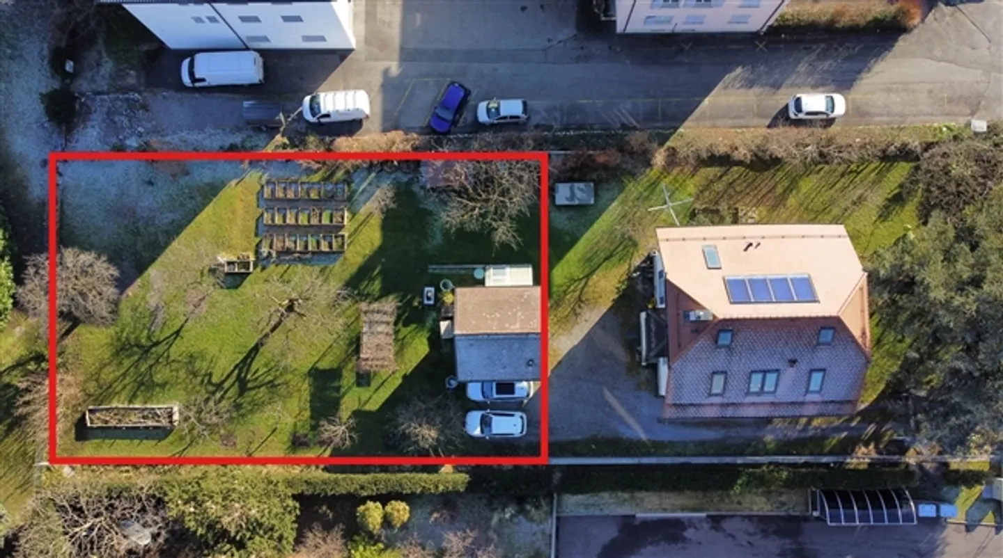 Terreno in vendita con potenziale di sviluppo! - Foto 1 di 5