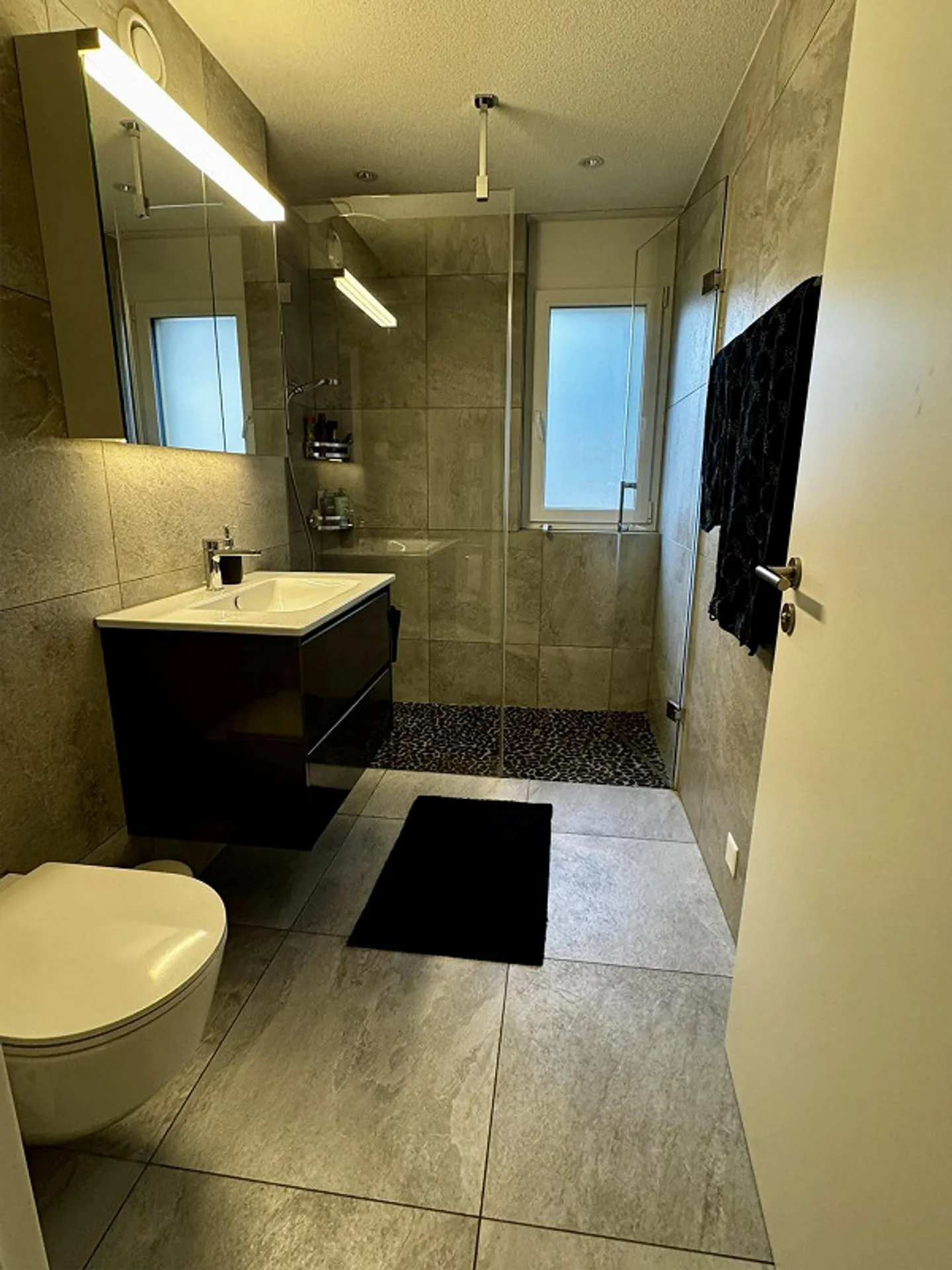 Appartamento giardino di alta qualità con 5,5 stanze in posizione centrale a Walenstadt - Foto 14 di 15