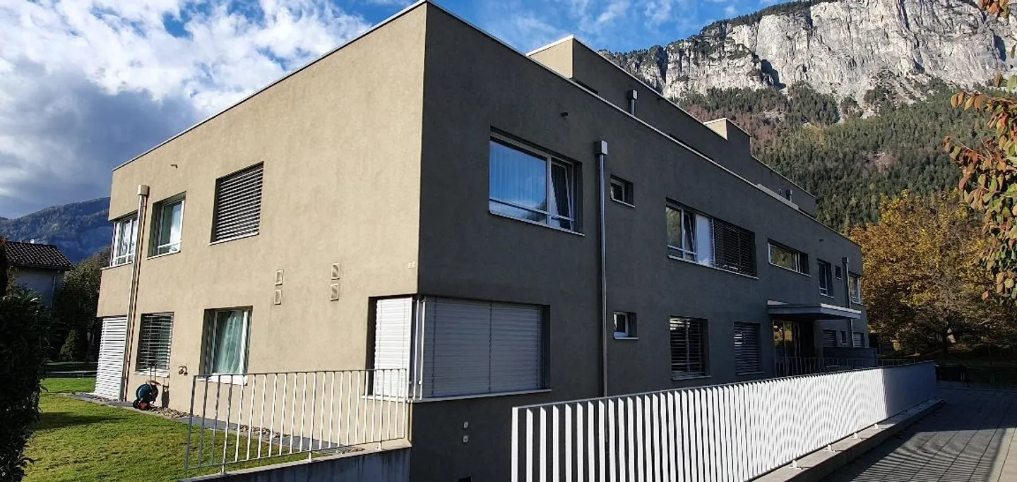 Outdoor parking space for rent in Domat/Ems - Photo 3 of 3