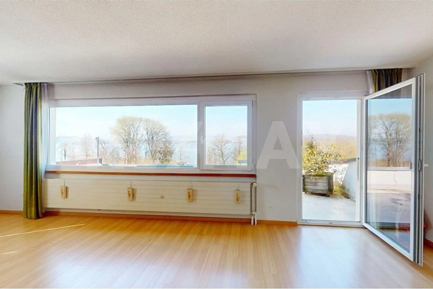 Paradiso con vista sul lago di Murten – due appartamenti, giardino e altro... - Foto 10 di 13