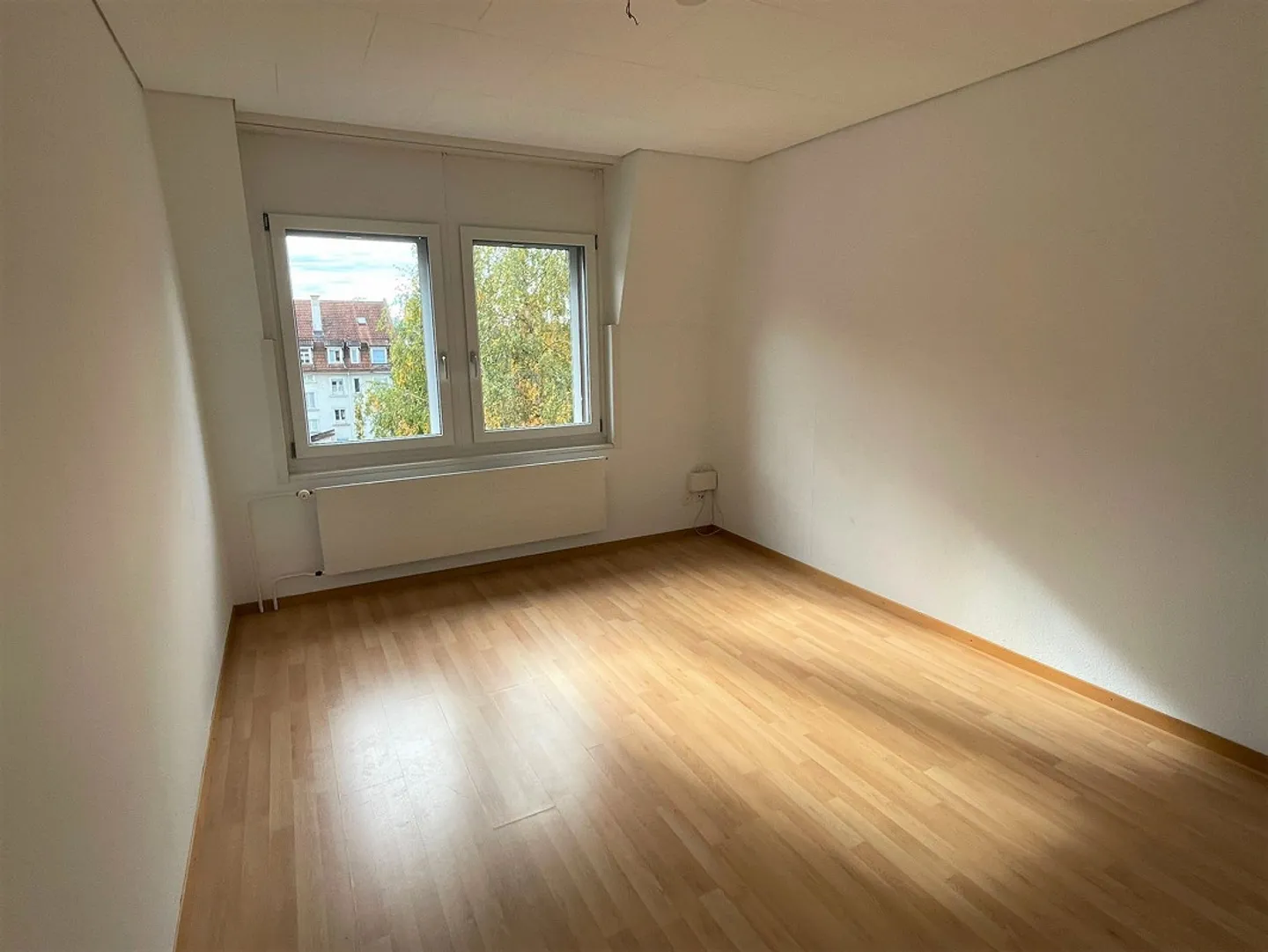 Gemütliche 3-Zimmer-Wohnung in Lachen - Foto 2 von 7