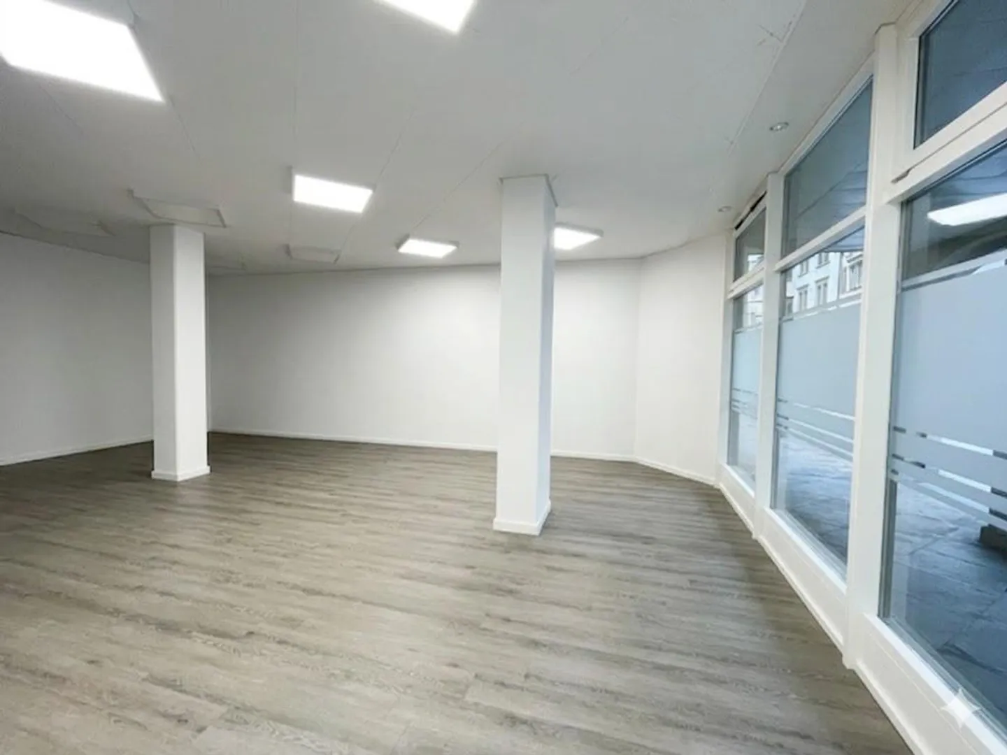 You have the business idea... and we have the spaces.. - Photo 3 of 6