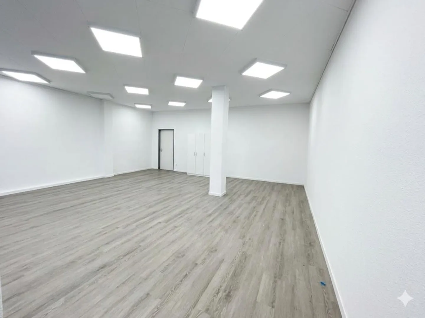 You have the business idea... and we have the spaces.. - Photo 4 of 6