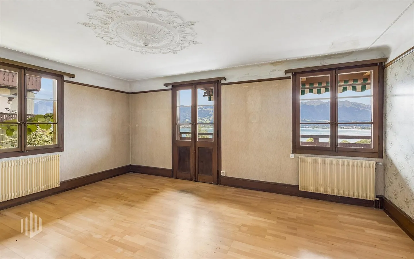 ImmoWyss - Two-family house in a popular residential area in Hilterfingen - Photo 4 of 8