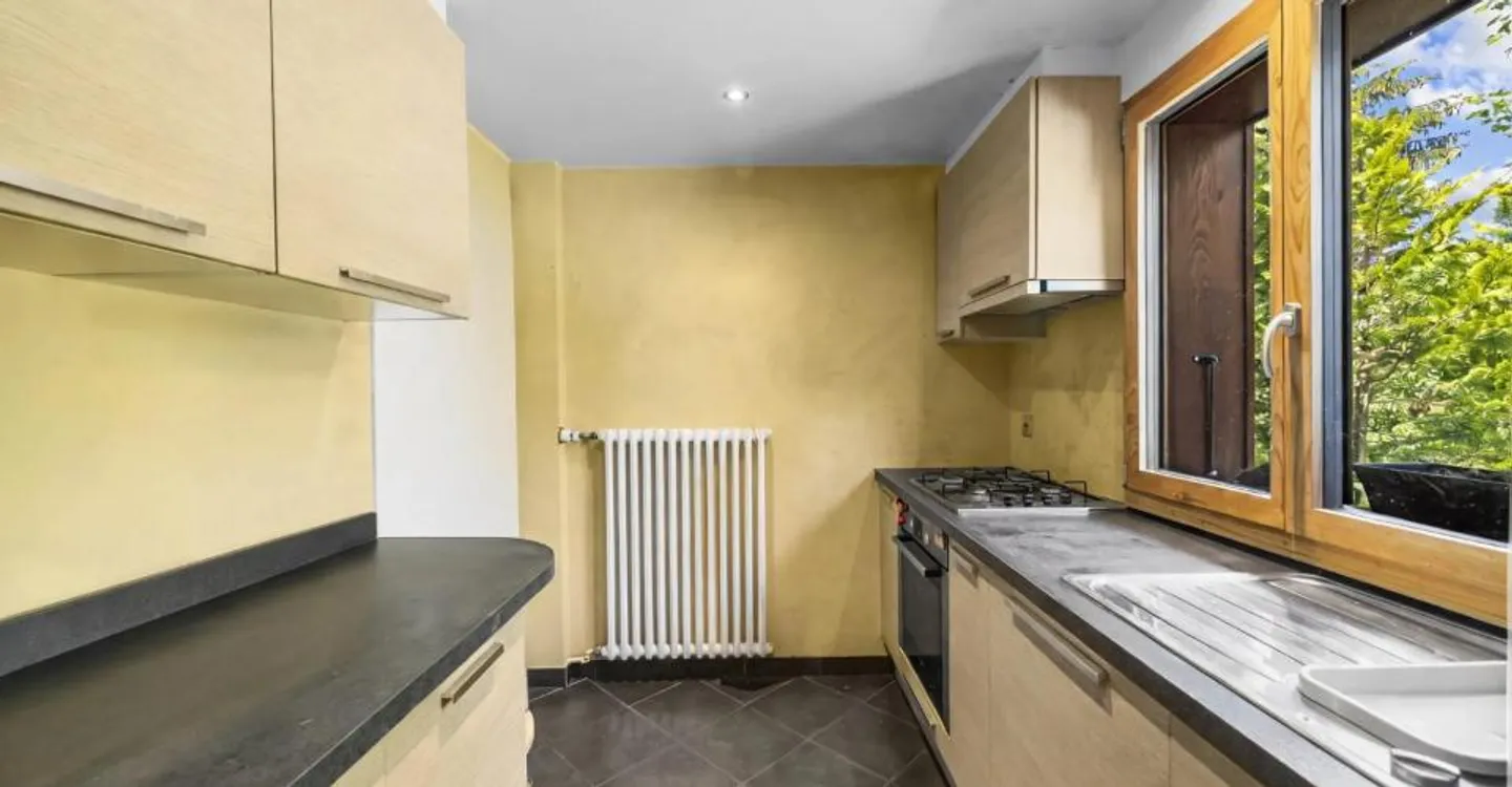 Appartement en duplex avec 5 pièces au centre du village ! - Photo 4 sur 11