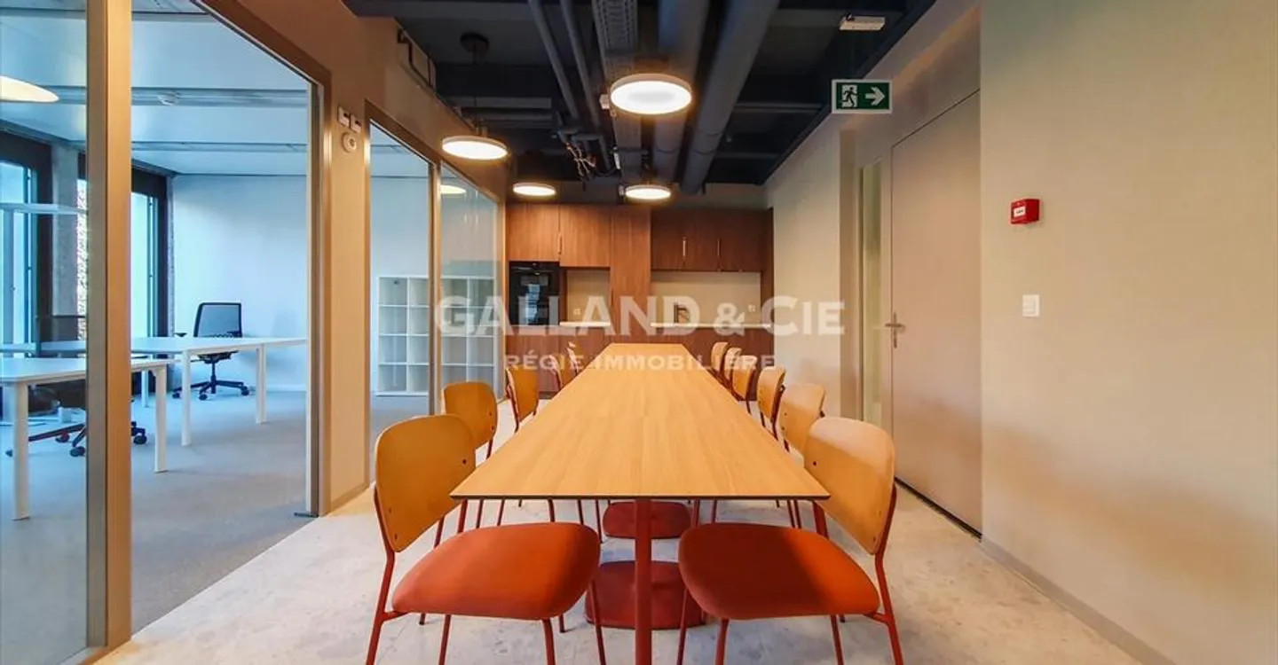 Bureau à louer - Photo 1 sur 5