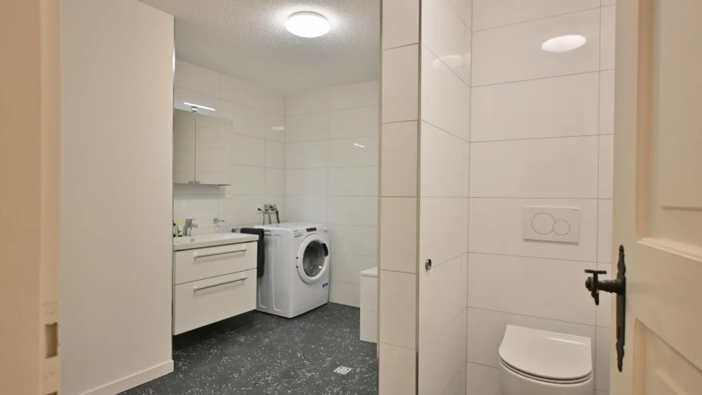 Maison multi-familiale rénovée - Photo 11 sur 12