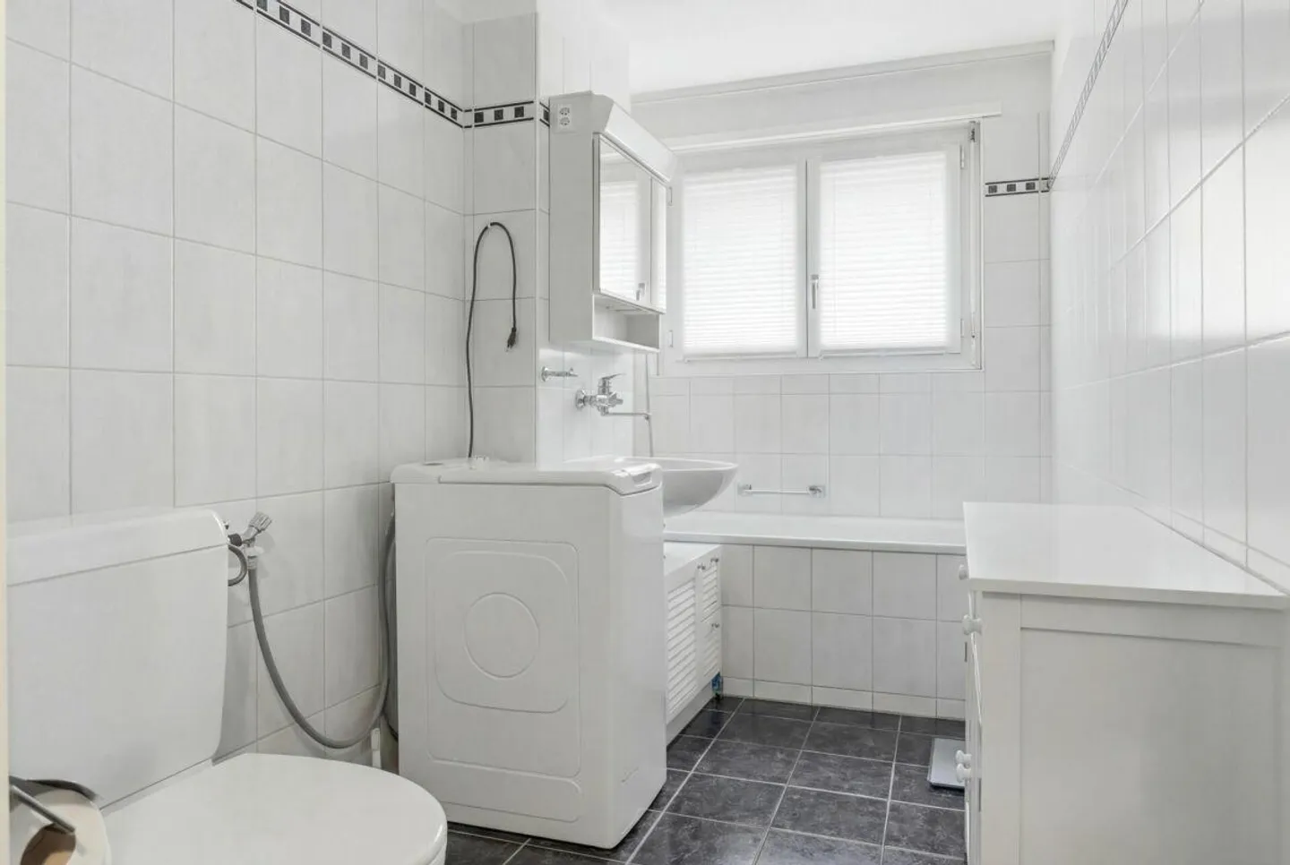 Attractive 4.5 Room Apartment in Sirnach - Photo 9 of 10