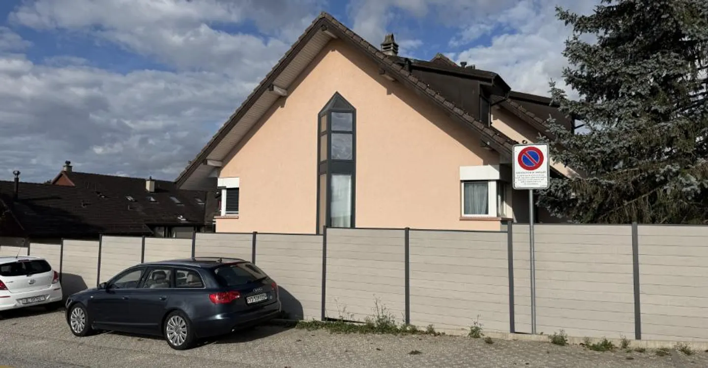 Außenparkplatz - Foto 1 von 1
