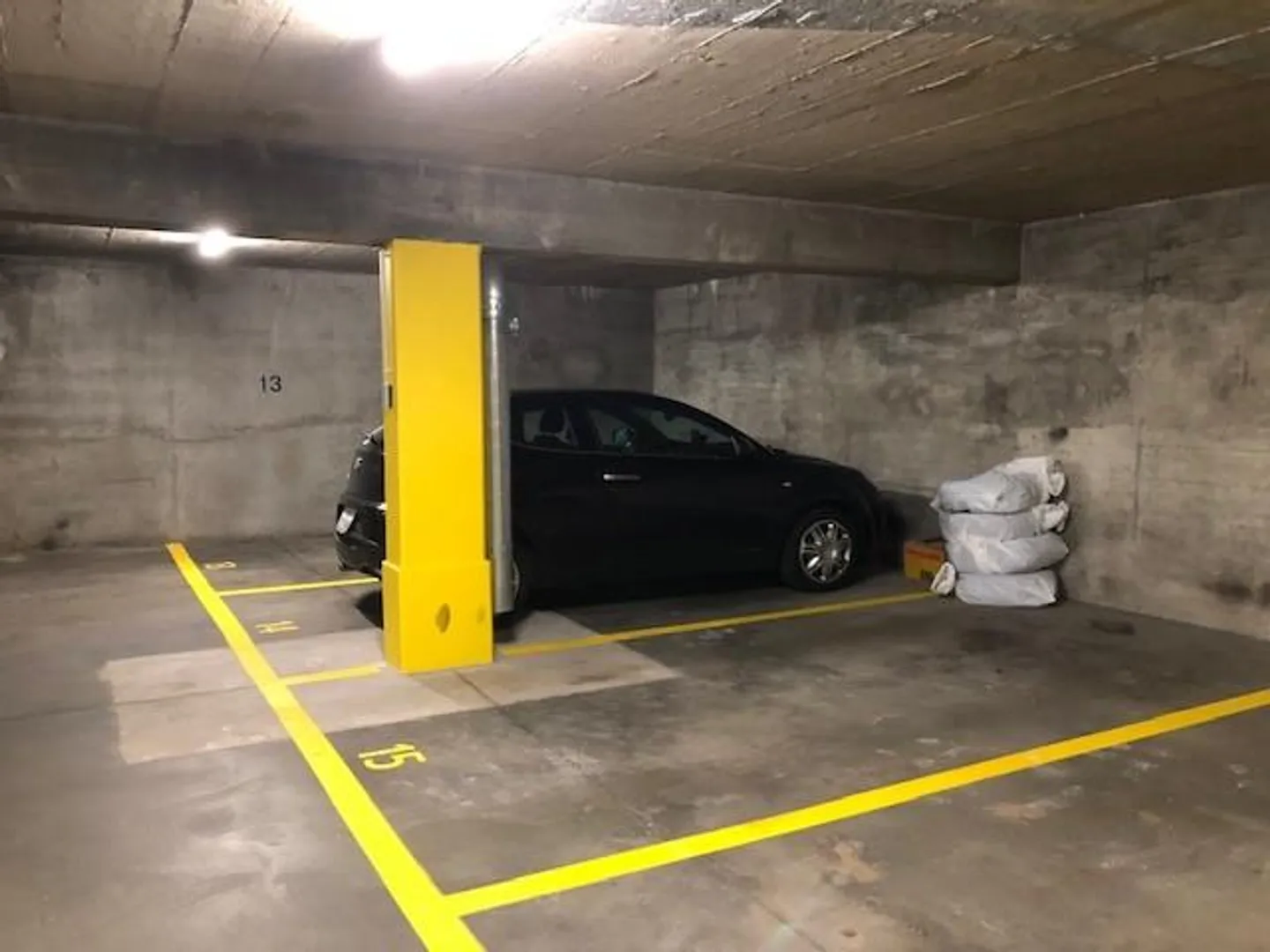 Parking space for rent in Stettlen - Photo 2 of 2