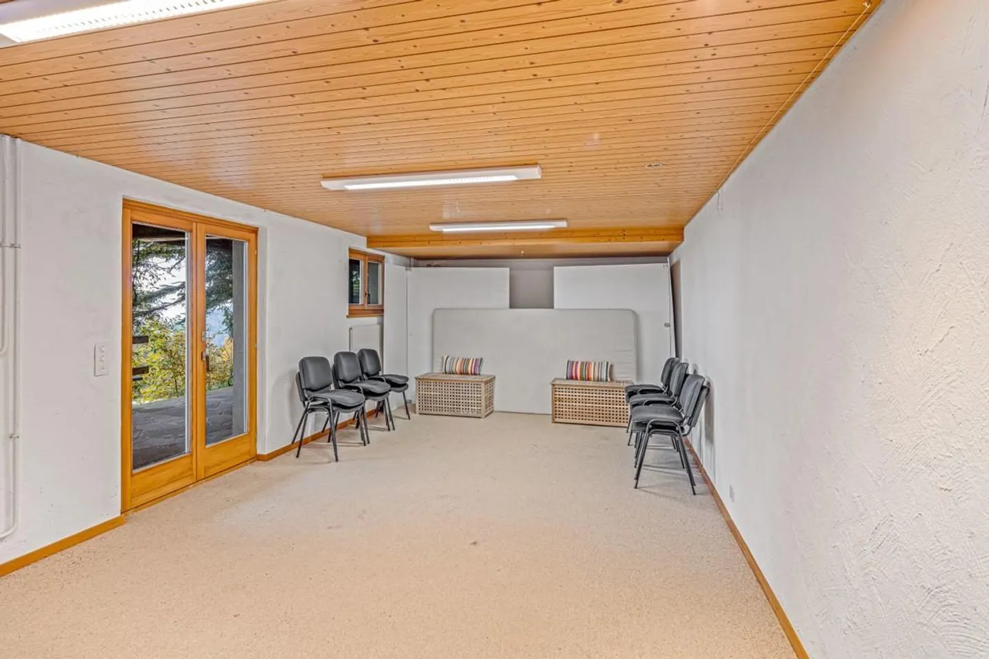 Multi-Generational Seminar House - Photo 28 of 28