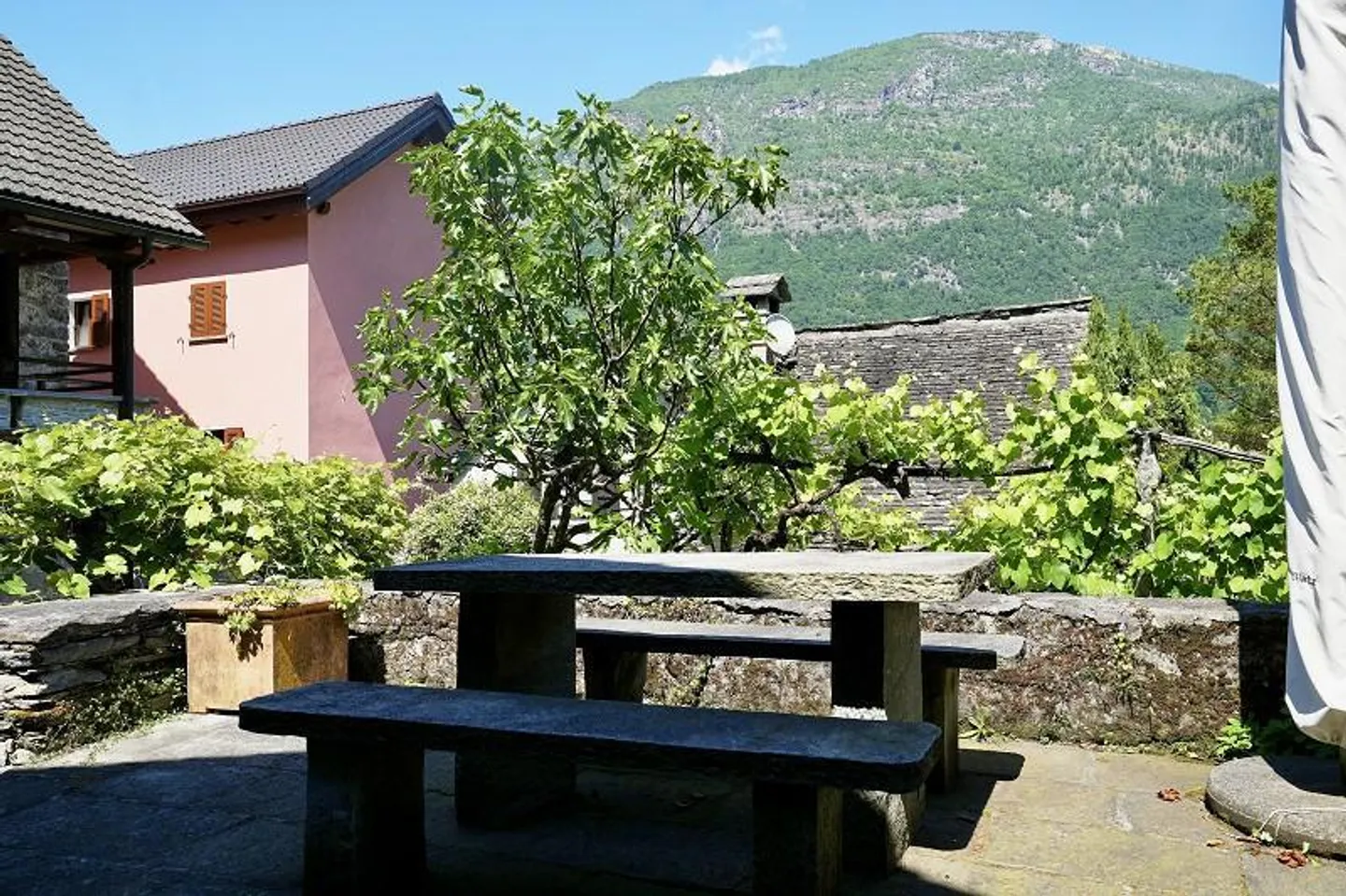 Charmantes Rustico in Aurigeno - Foto 5 von 15
