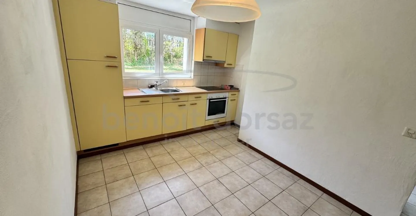 Charmant appartement 2,5 pièces - Photo 3 sur 6