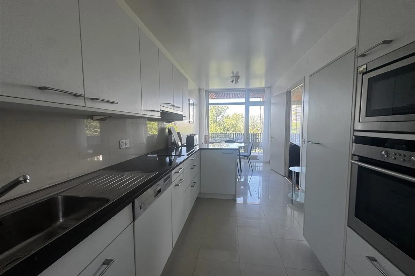 Appartamento Arredato con Balcone - Foto 2 di 6