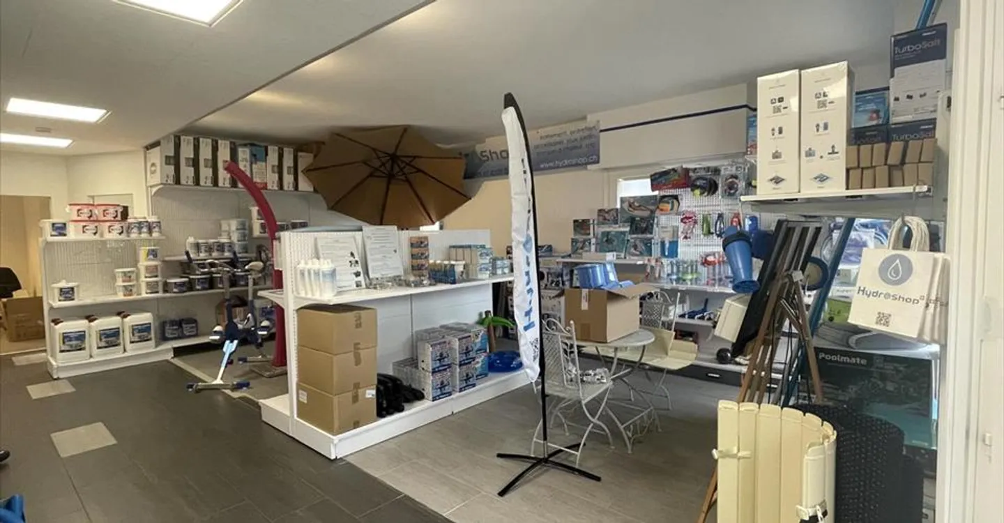 Magasin à louer - Photo 2 sur 13